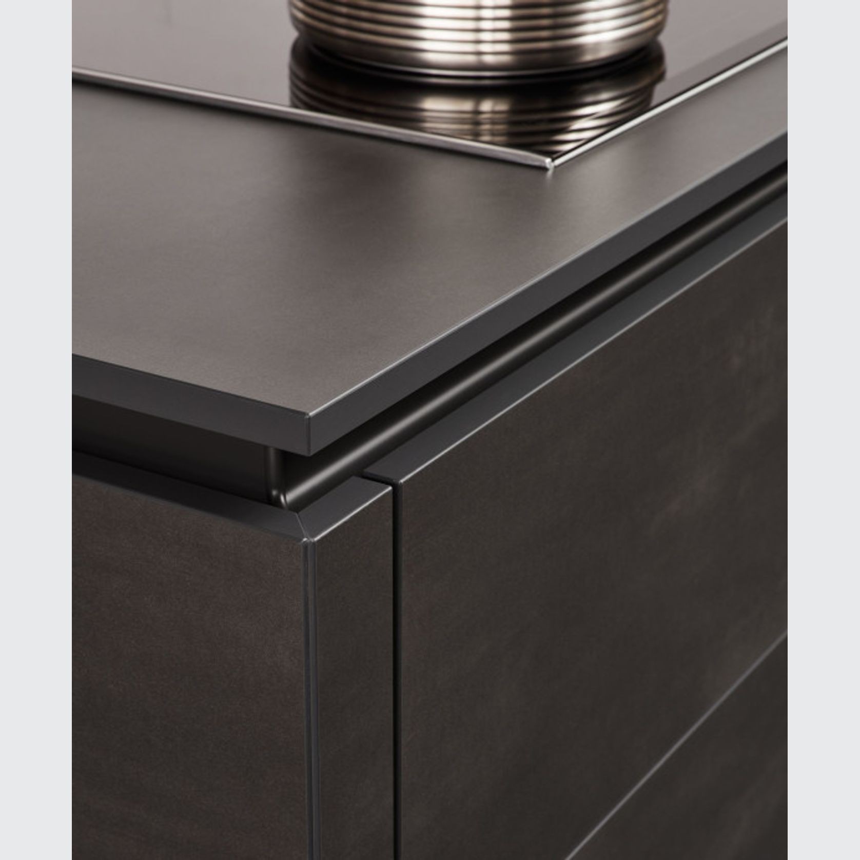 Minera Matt Lacquered Kitchen Cabinetry gallery detail image
