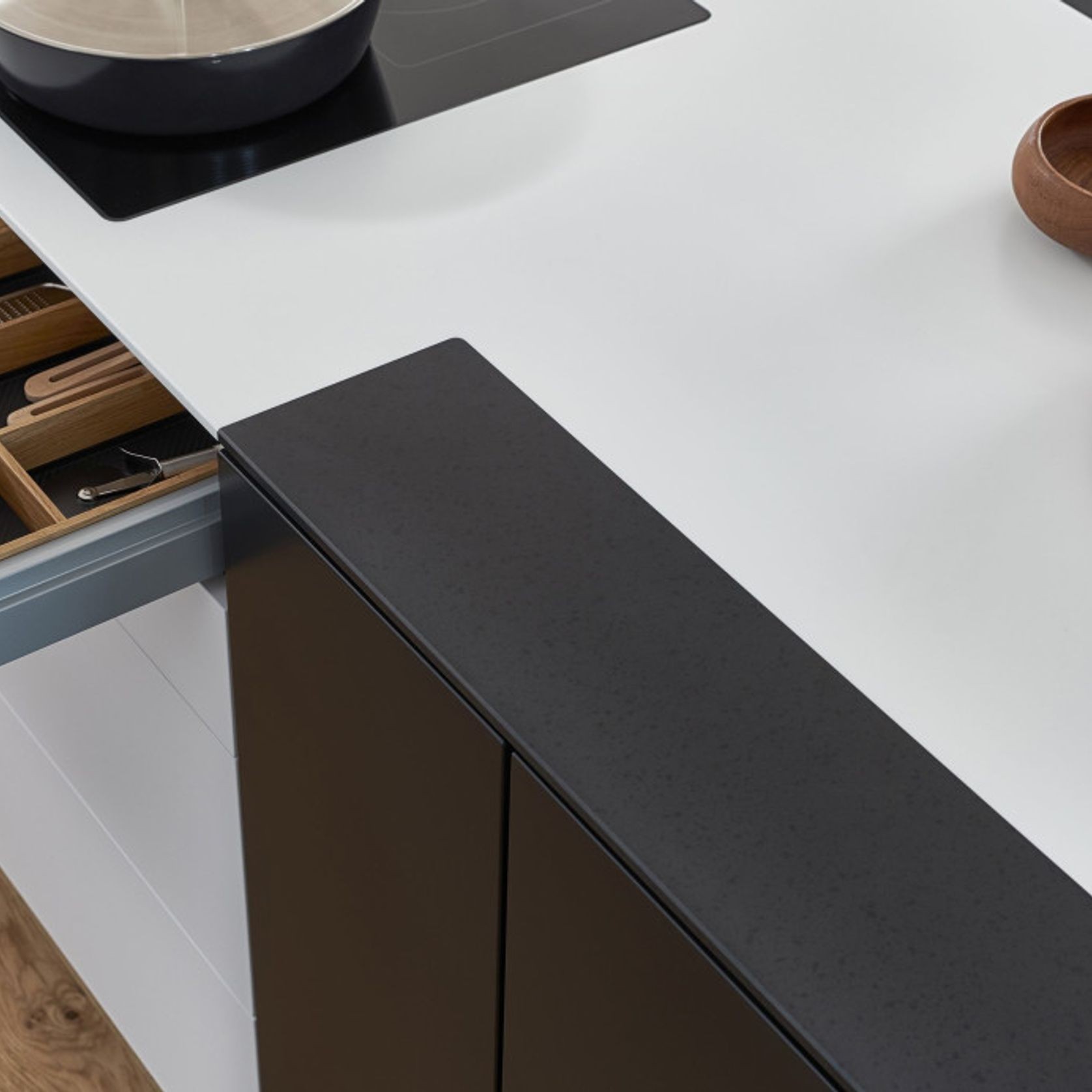 Bondi Classic Laminate Kitchen Cabinetry gallery detail image