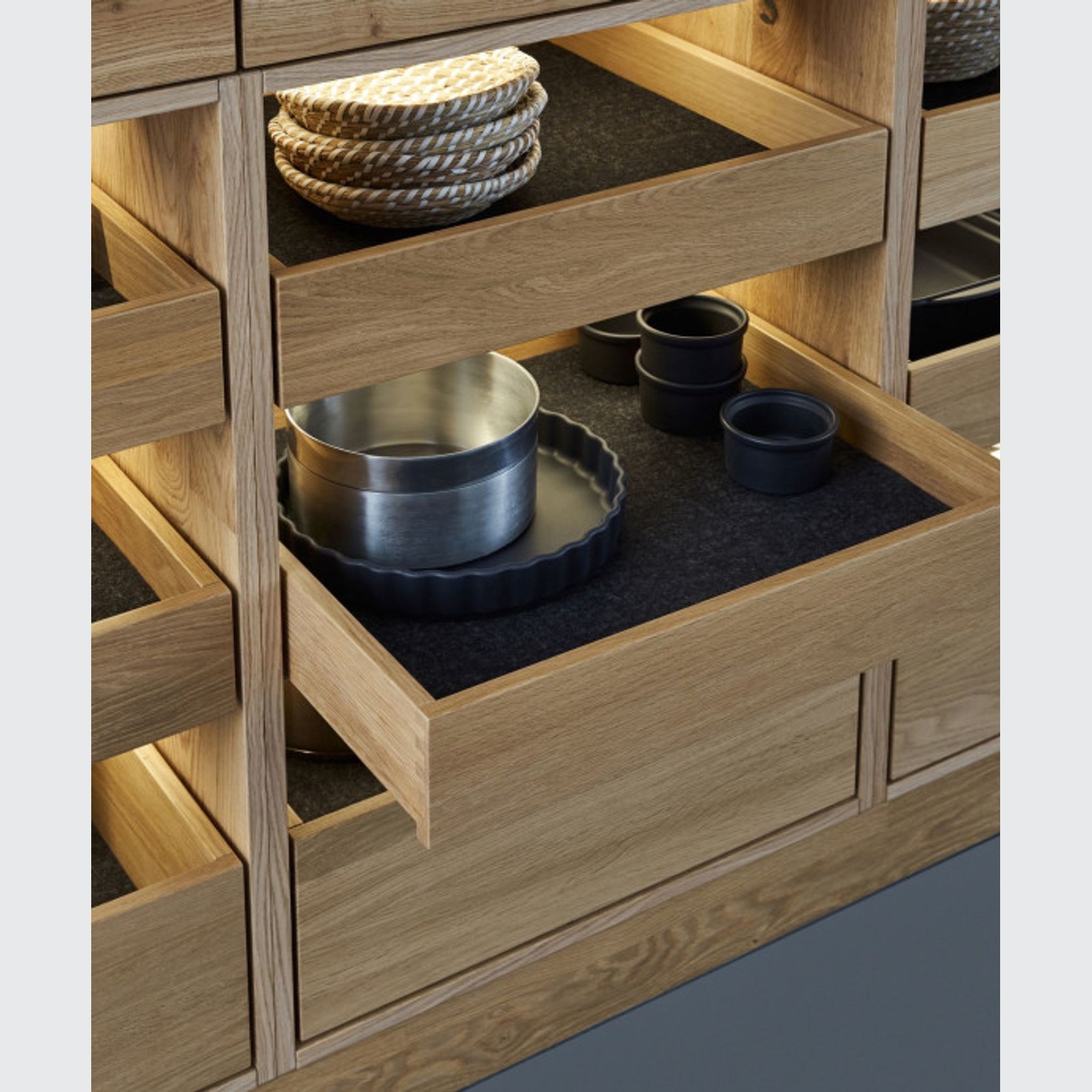 Bondi & Valais Laminate Kitchen Cabinetry gallery detail image