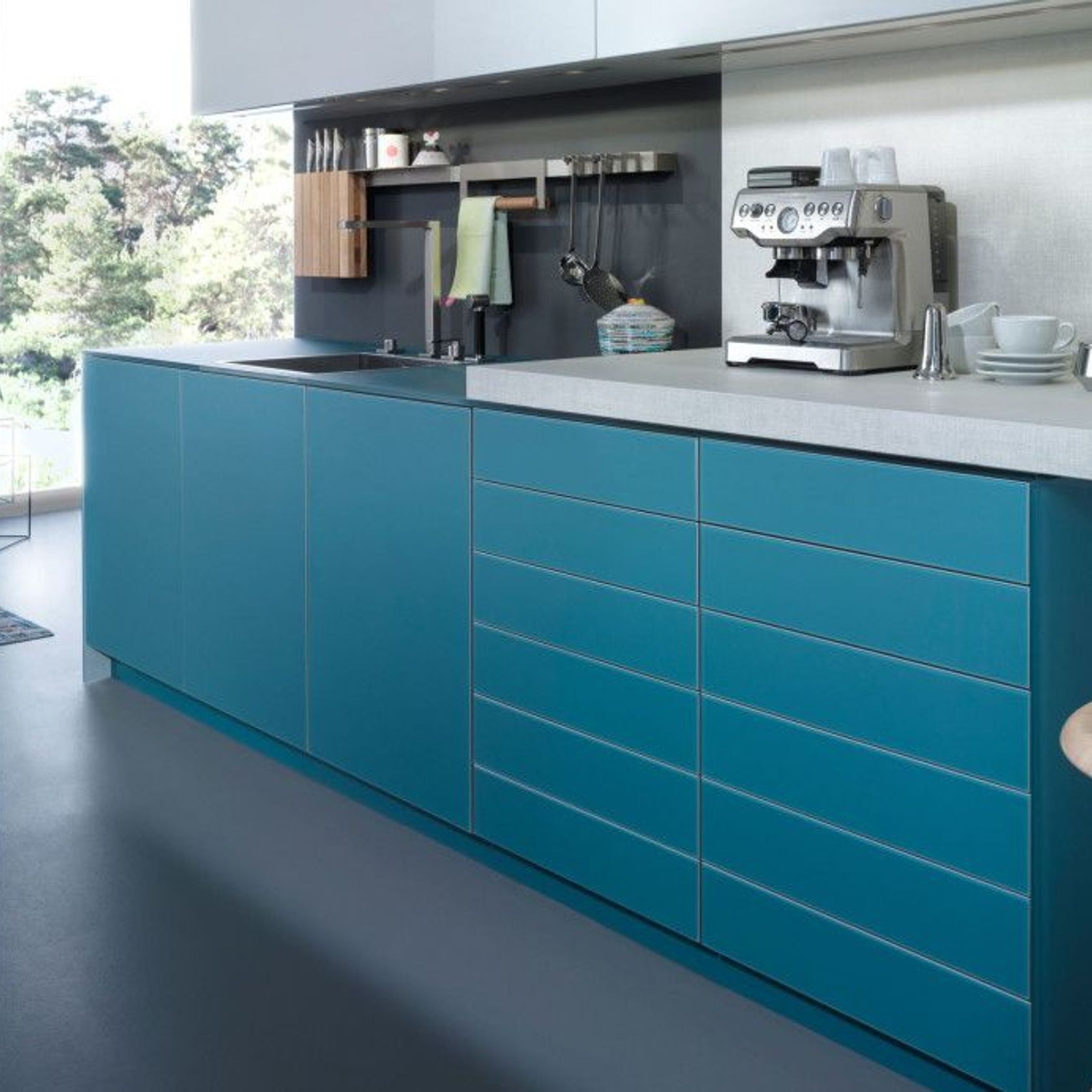 Largo Lacquered Kitchen Cabinetry gallery detail image