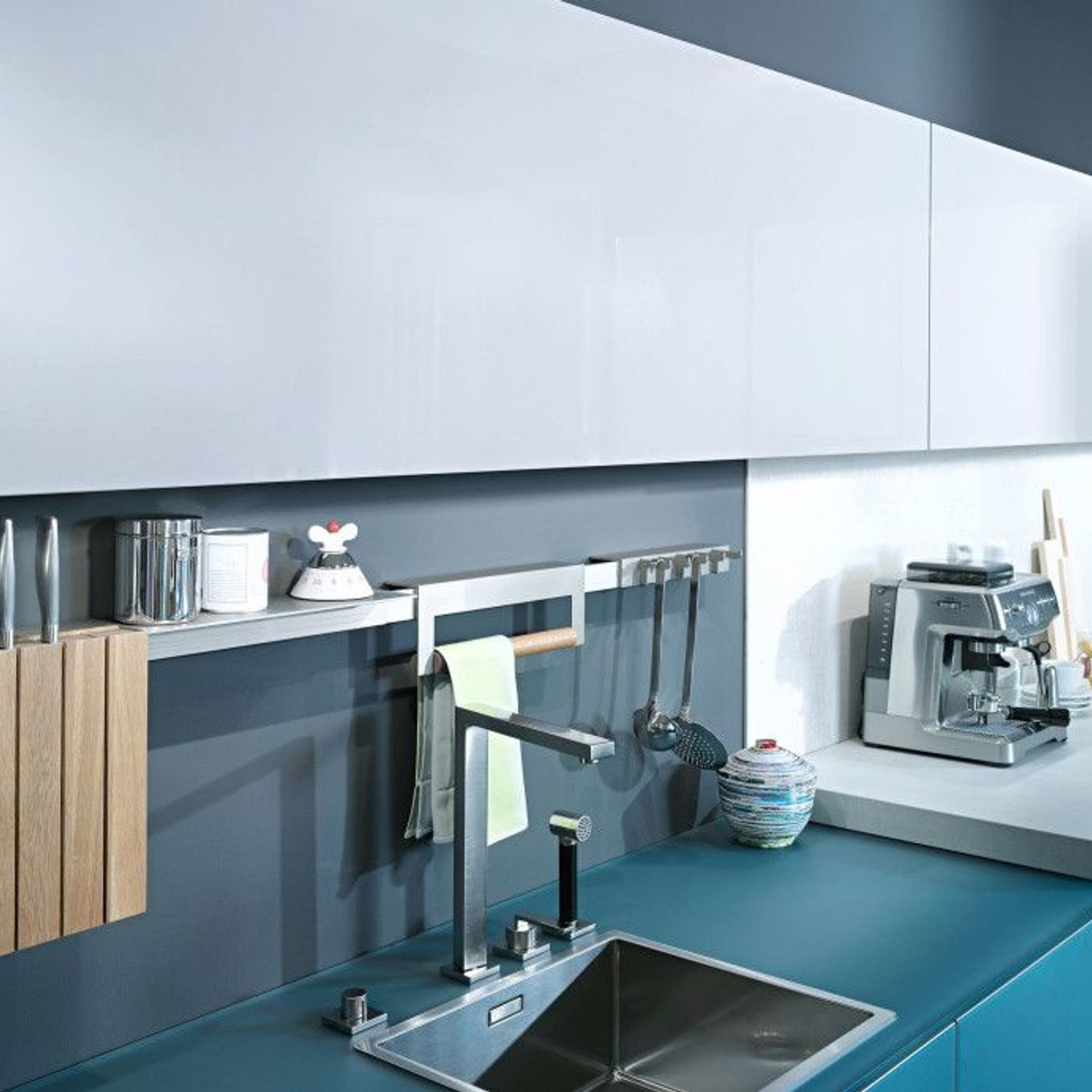 Largo Lacquered Kitchen Cabinetry gallery detail image