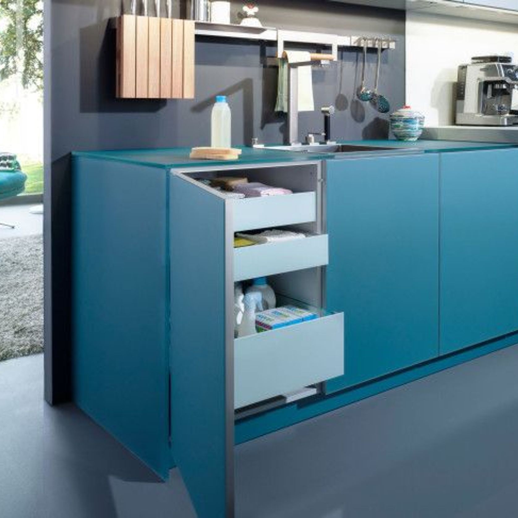 Largo Lacquered Kitchen Cabinetry gallery detail image