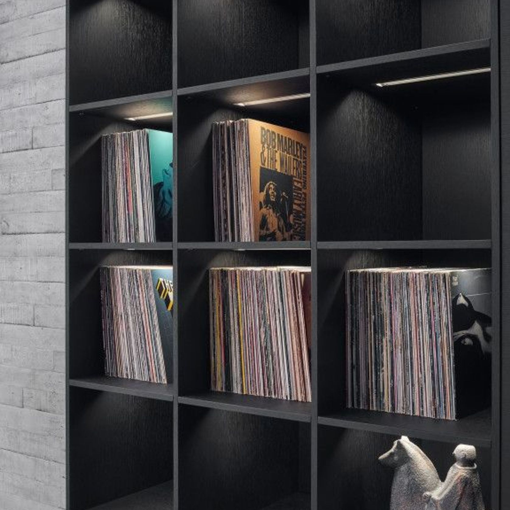 Classic FS Lacquered Kitchen Cabinetry gallery detail image