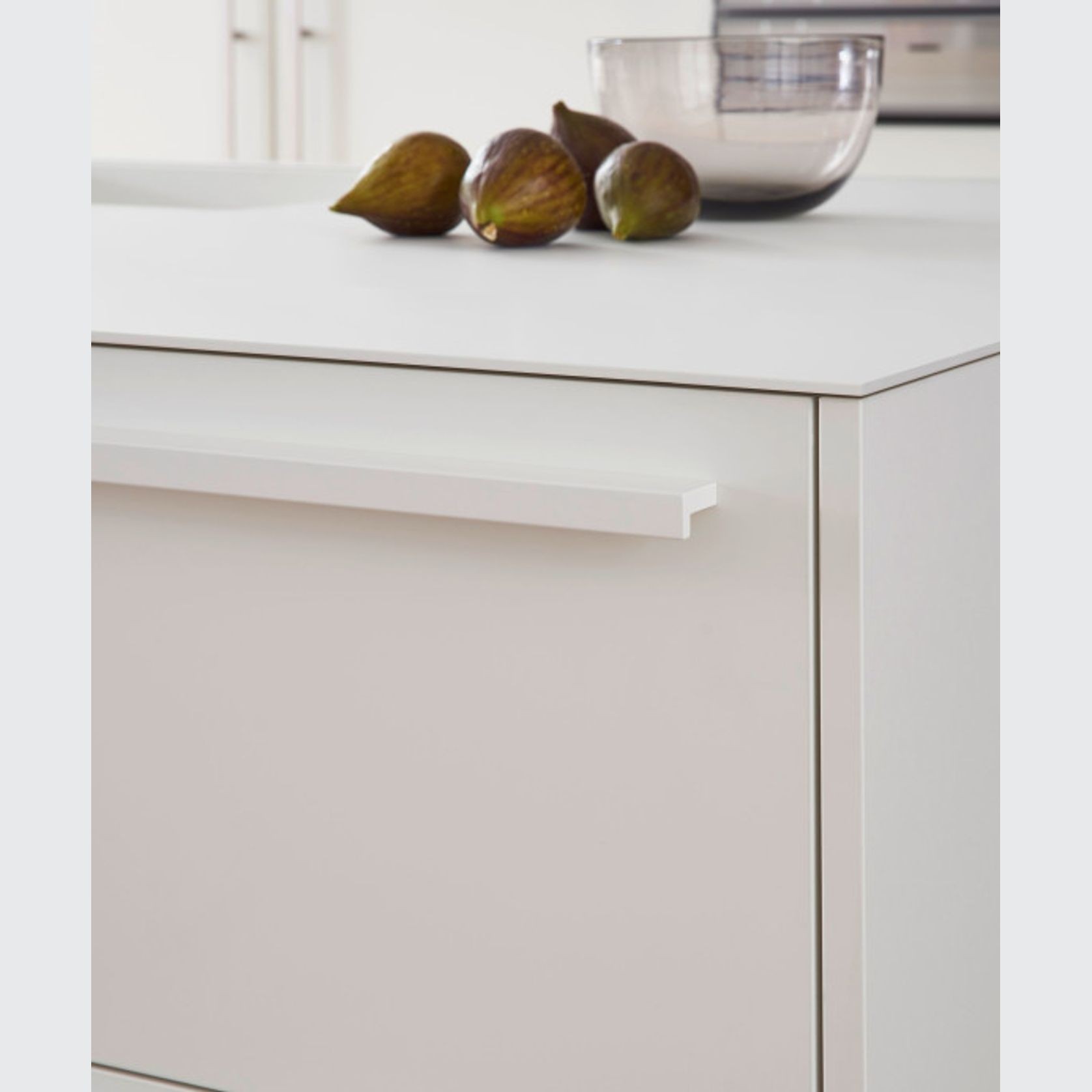 Bondi & Xylo Lacquered Kitchen Cabinetry gallery detail image
