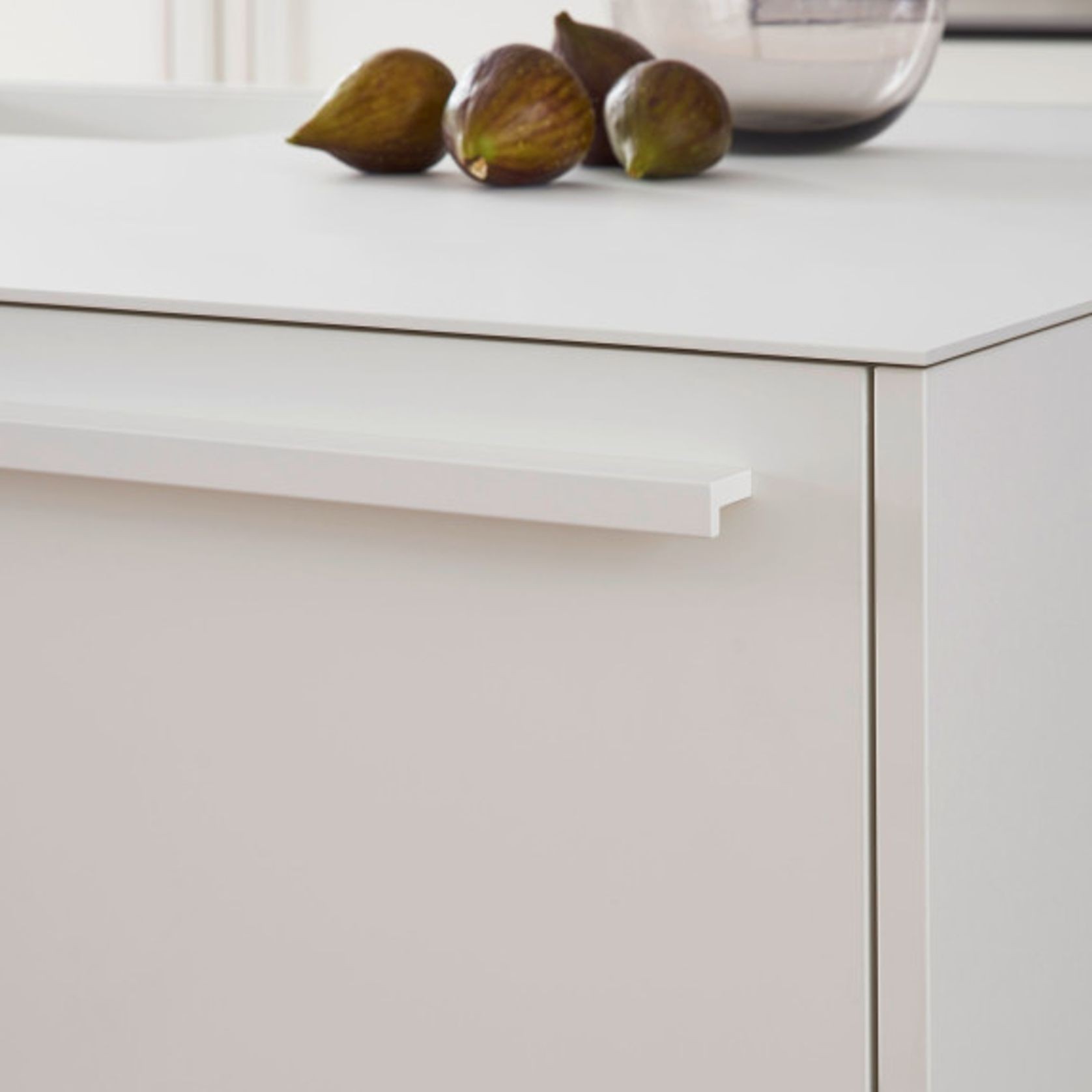 Bondi & Xylo Lacquered Kitchen Cabinetry gallery detail image