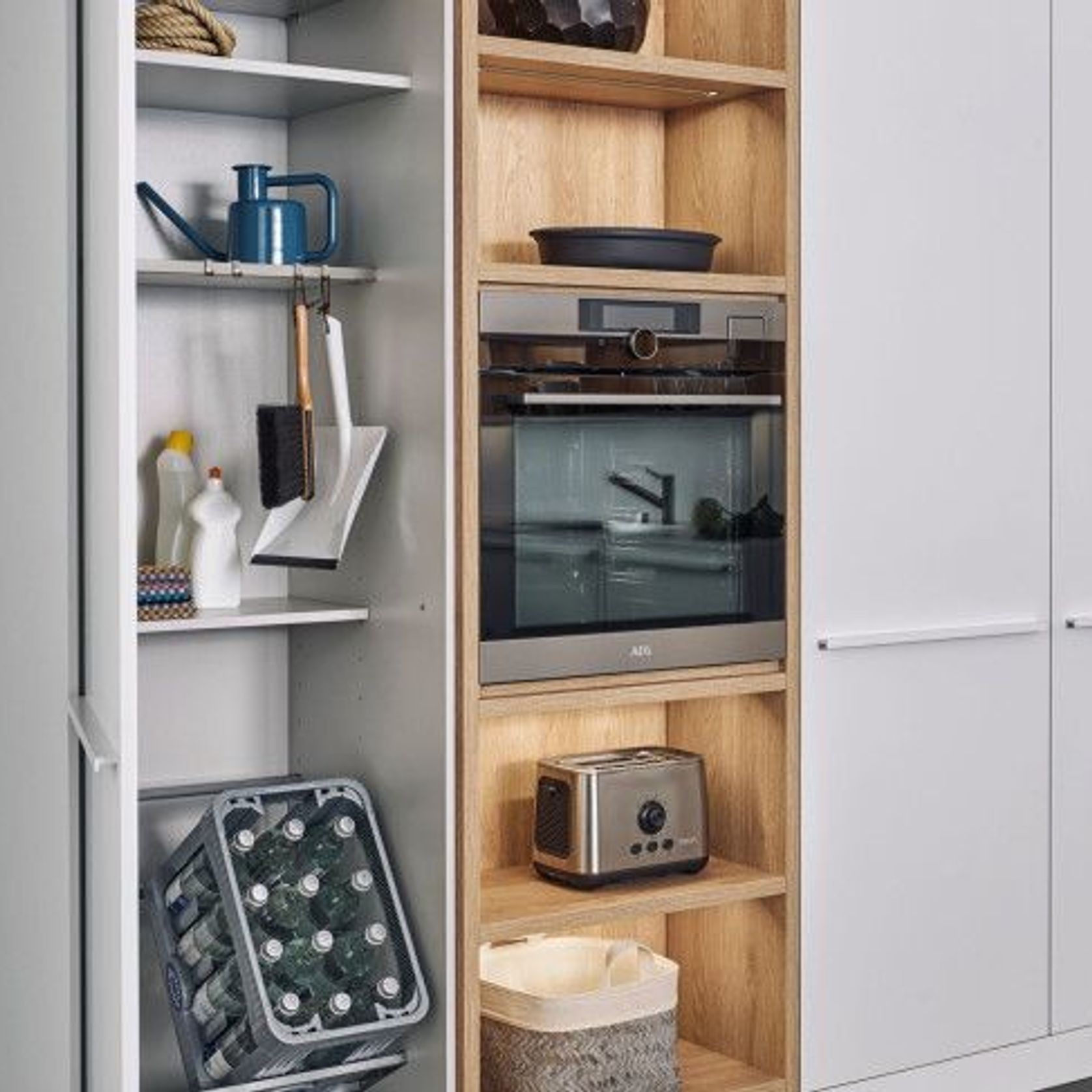 Synthia Laminate Kitchen Cabinetry gallery detail image