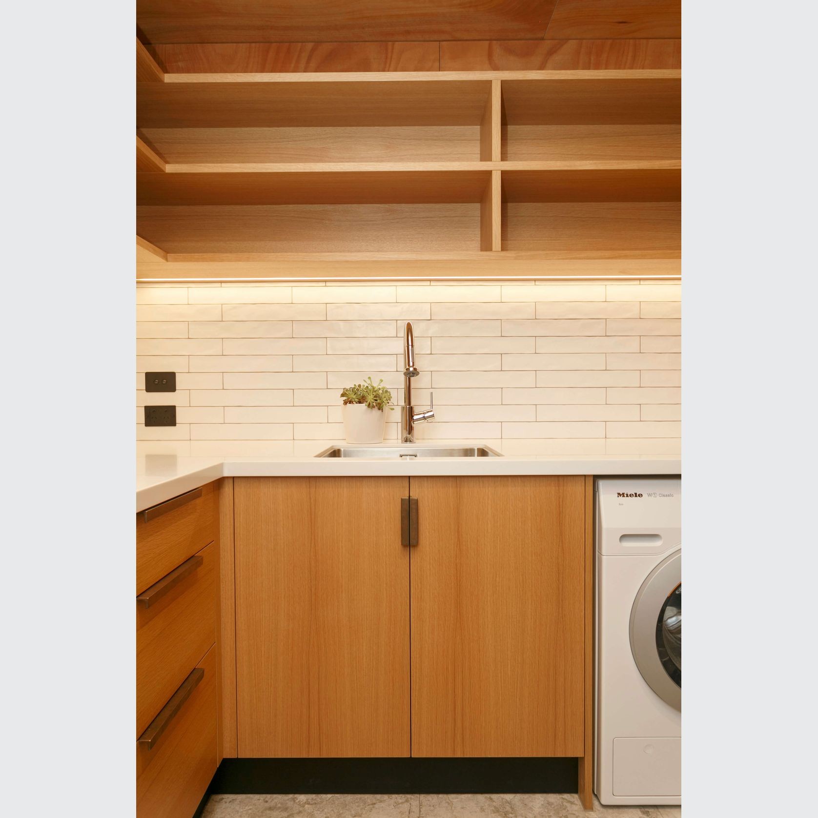 Furnier American White Oak 1/4 | Timber Veneer Panels gallery detail image