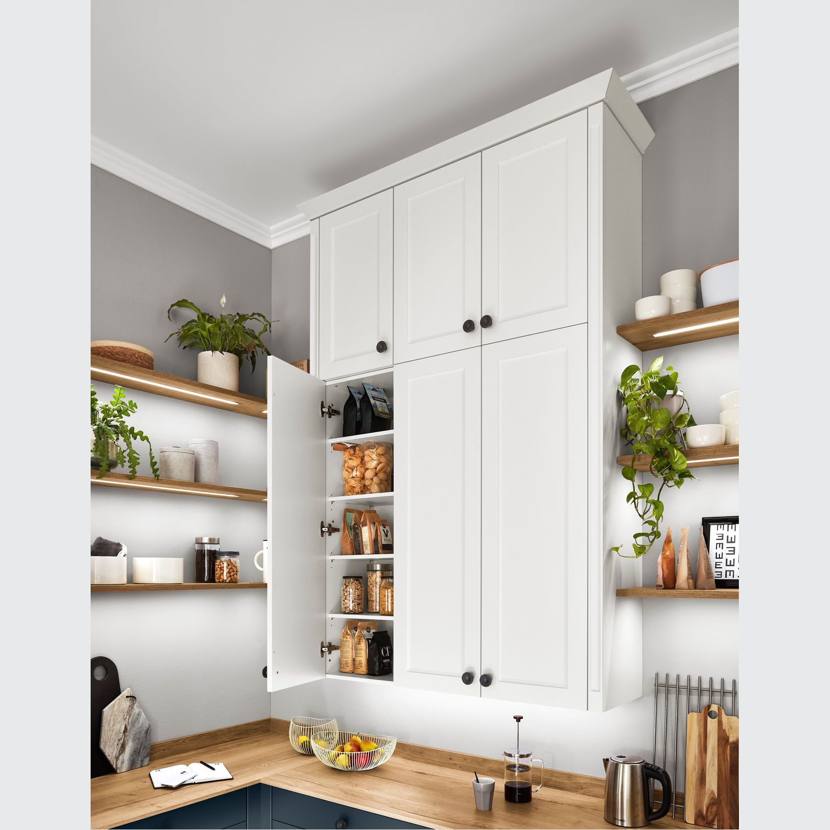 Cascada Traditional Kitchen Cabinetry gallery detail image