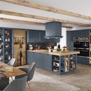 Cascada Traditional Kitchen Cabinetry gallery detail image