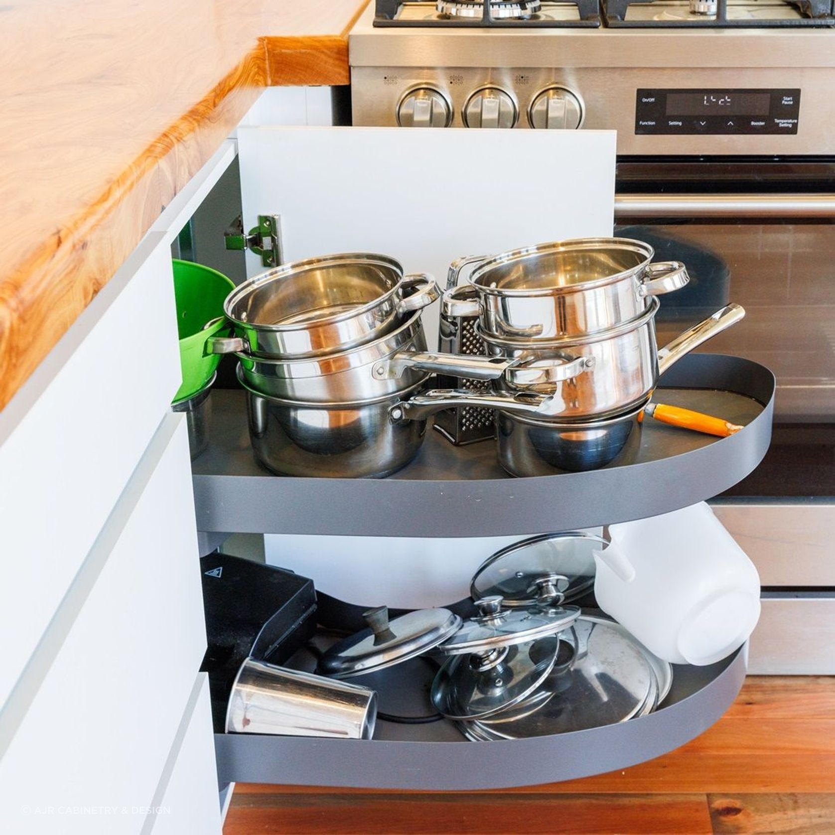 VS Cornerstone MAXX Blind Corner Unit gallery detail image