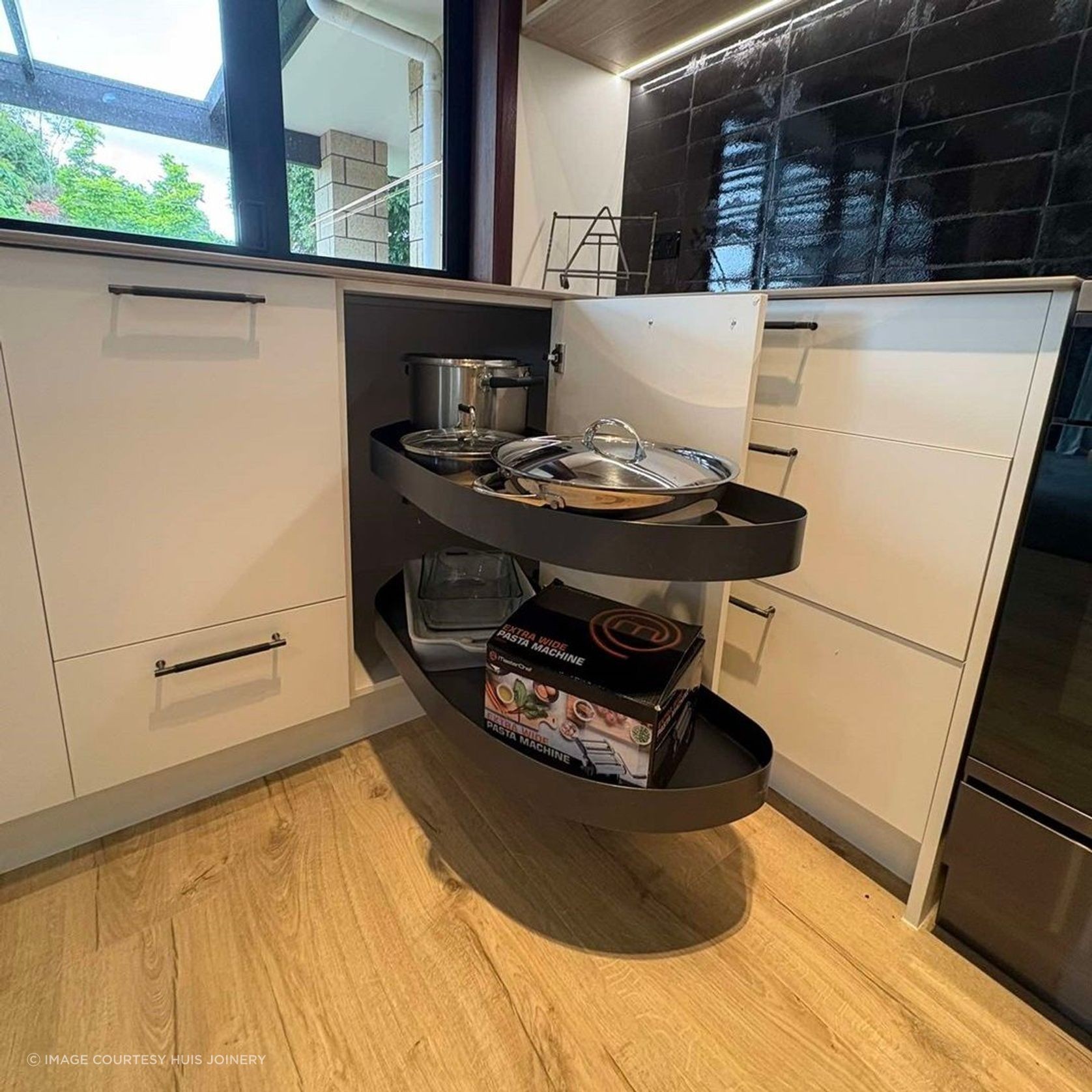 VS Cornerstone MAXX Blind Corner Unit gallery detail image