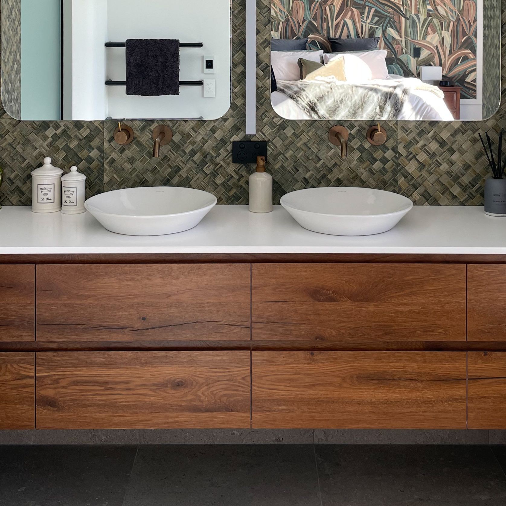 Beam Oak Bronze | Pre-finished Veneer Panels gallery detail image
