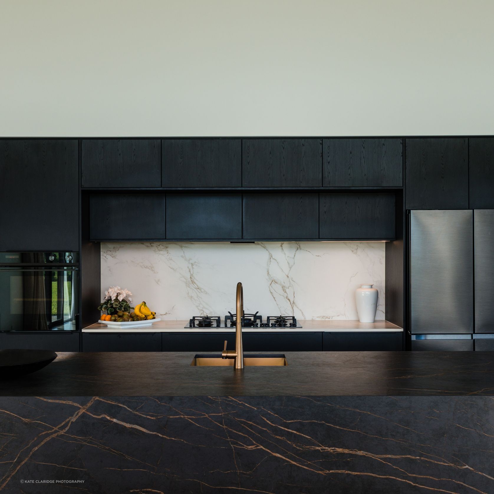 Structura Nero Oak Laminate Cabinetry gallery detail image