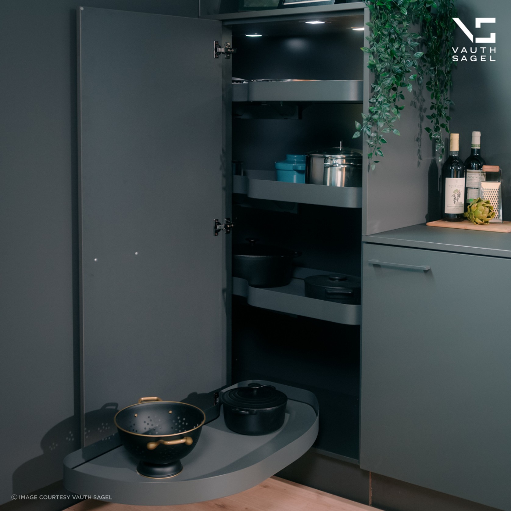 VS Cornerstone MAXX Blind Corner Unit gallery detail image