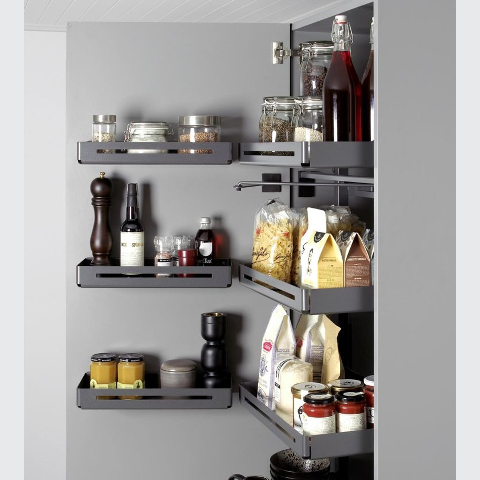 Peka Pleno Plus | Larder Pull-out gallery detail image