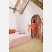 Quick-Step Classic Raw Oak Laminate Flooring gallery detail image