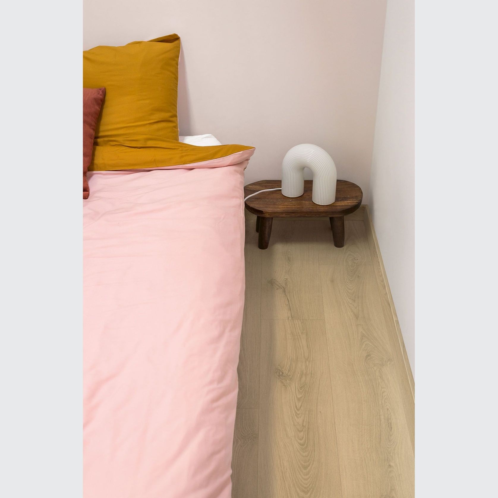 Quick-Step Classic Raw Oak Laminate Flooring gallery detail image