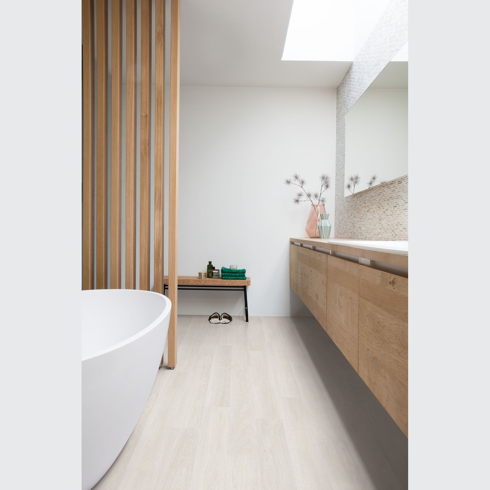 Quick-Step Eligna Estate Oak Light Grey Laminate Flooring gallery detail image