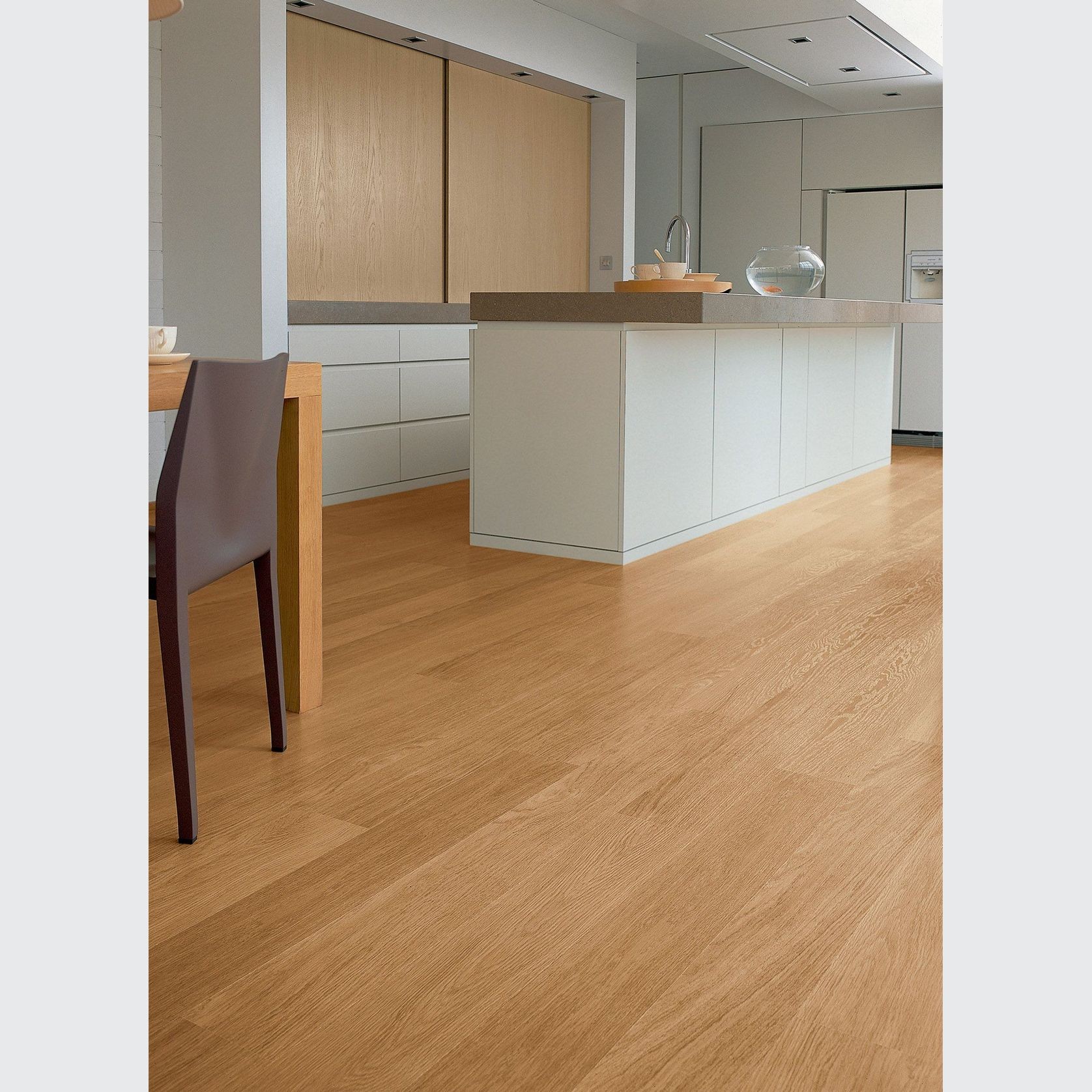 Quick-Step Eligna Natural Varnished Oak gallery detail image