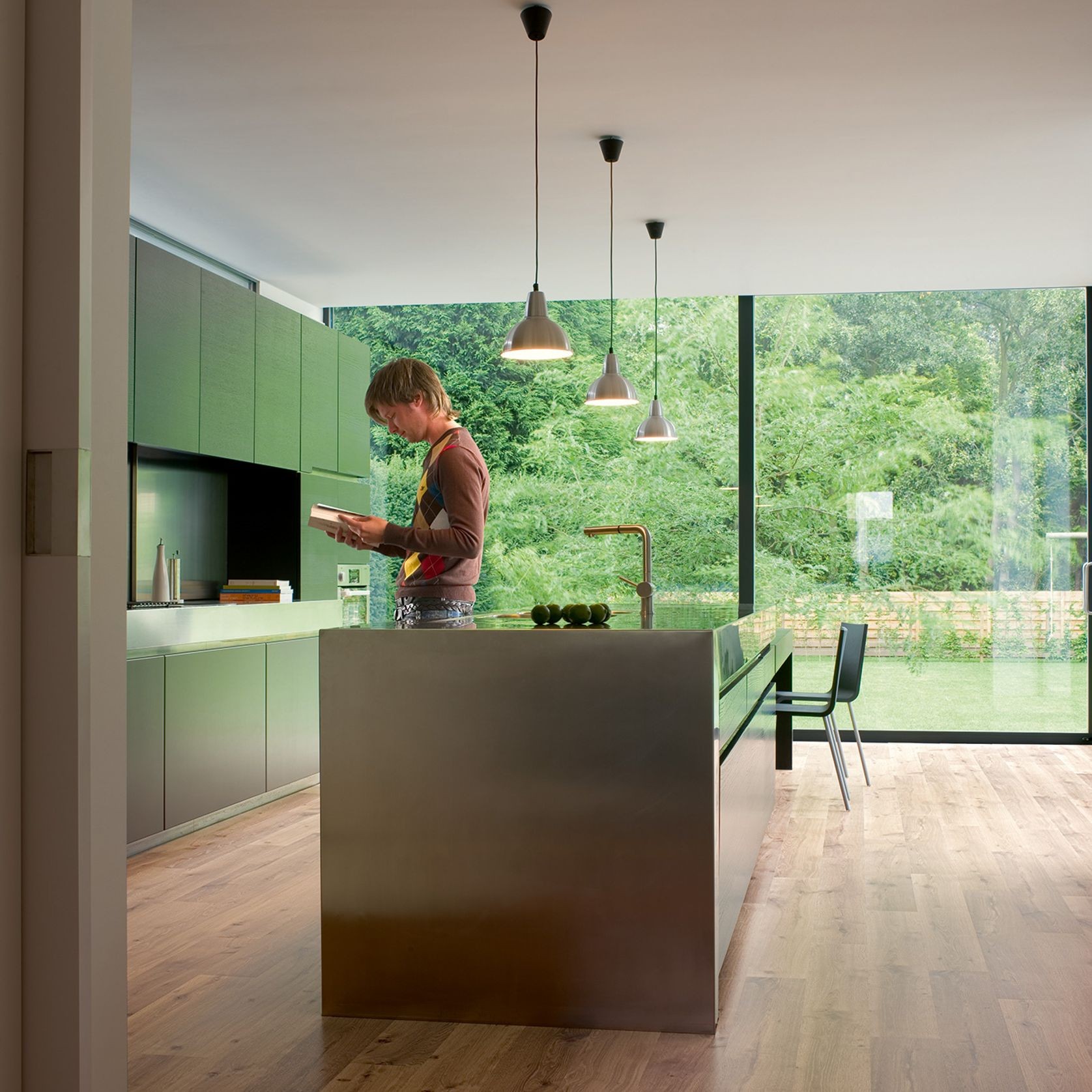 Quick-Step Eligna Vintage Oak Natural Varnished Laminate Flooring gallery detail image