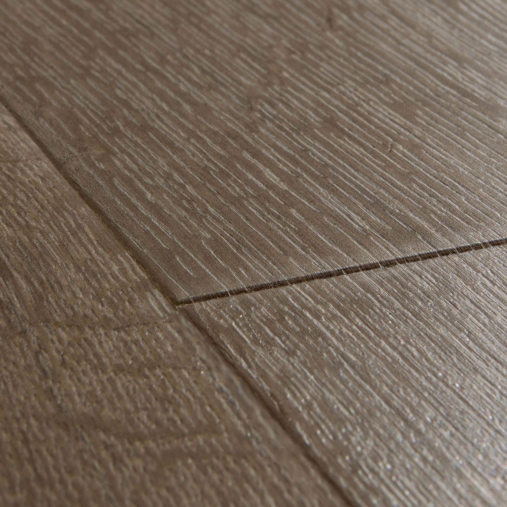 Quick-Step Impressive Classic Oak Brown Laminate Flooring gallery detail image