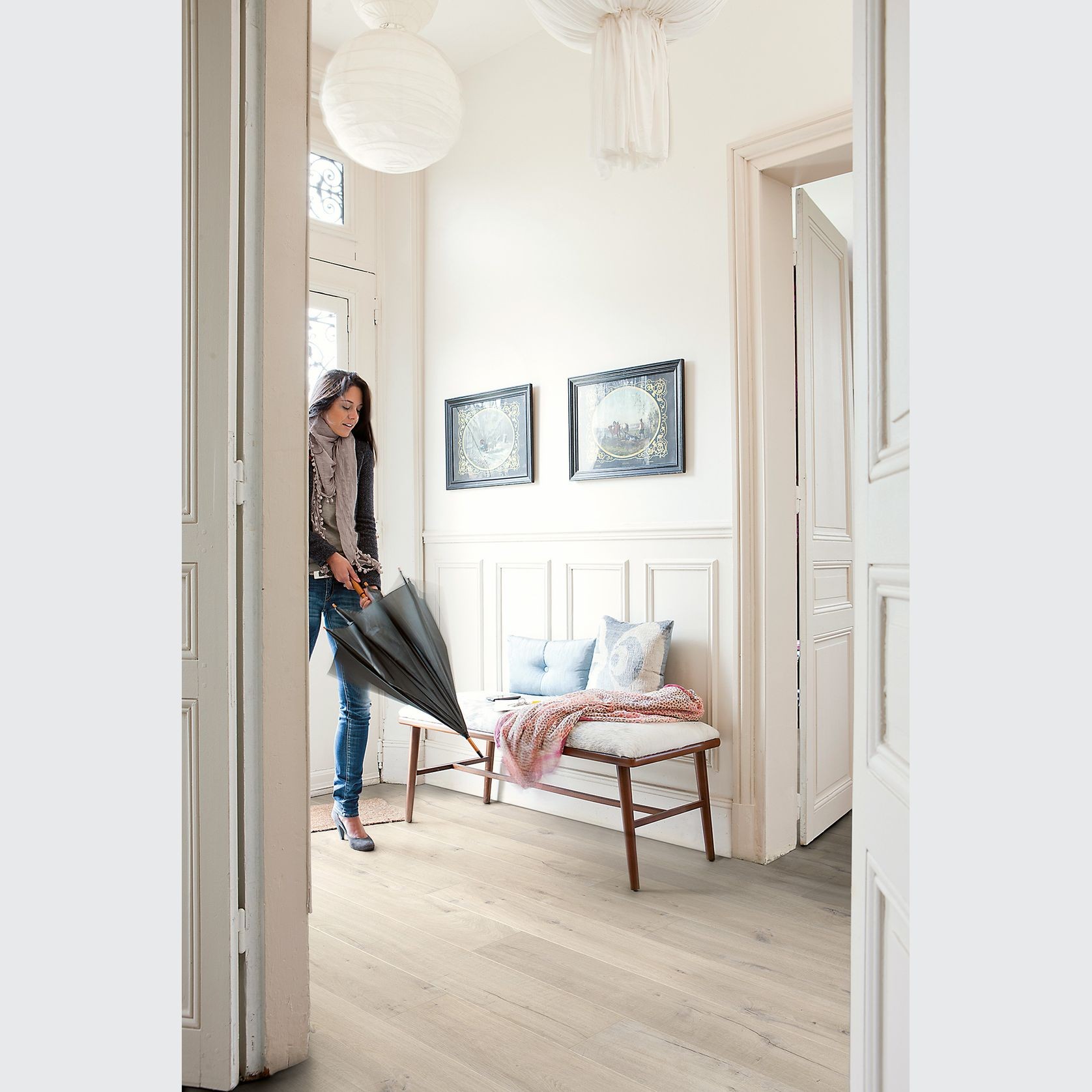 Quick-Step Impressive Soft Oak Light Laminate Flooring gallery detail image