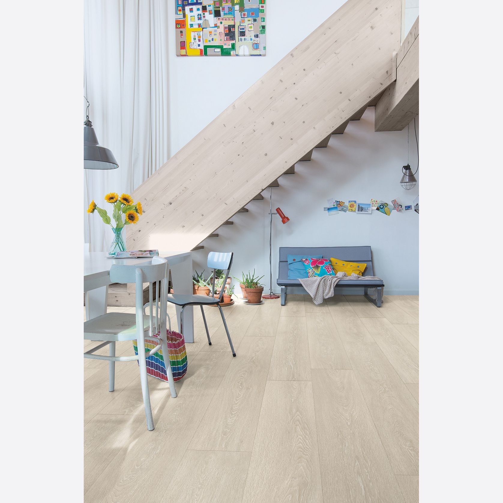 Quick-Step Majestic Valley Oak Light Beige Laminate Flooring gallery detail image