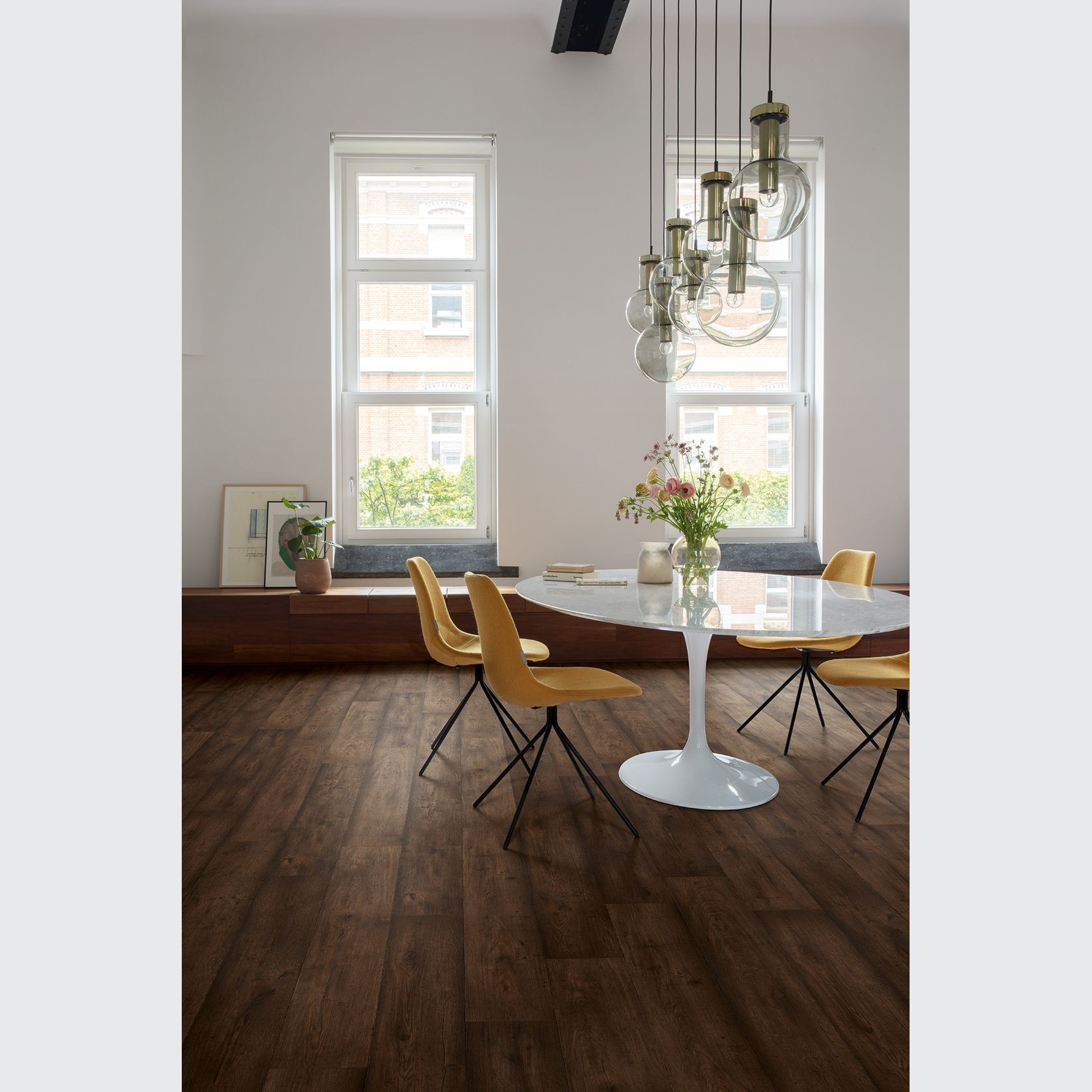 Quick-Step Perspective Nature Waxed Oak Brown Laminate Flooring gallery detail image