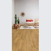 Quick-Step Perspective Nature Cracked Oak Natural Laminate Flooring gallery detail image