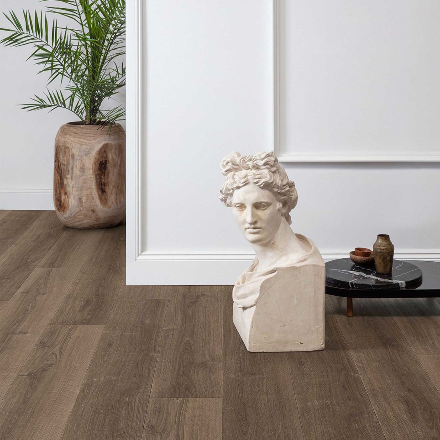 Quick-Step Perspective Nature Brushed Oak Brown gallery detail image