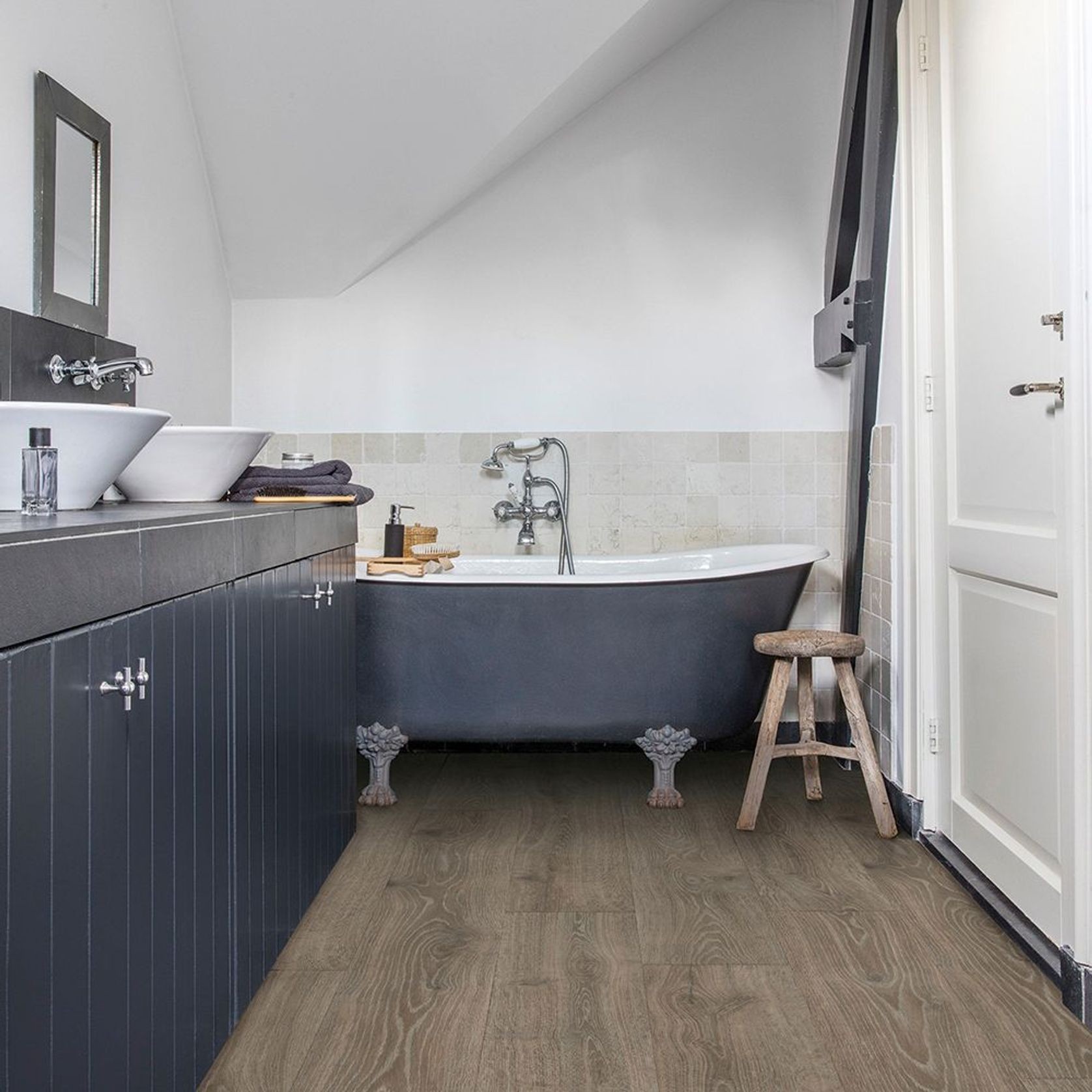 Quick-Step Majestic Woodland Oak Brown Laminate Flooring gallery detail image