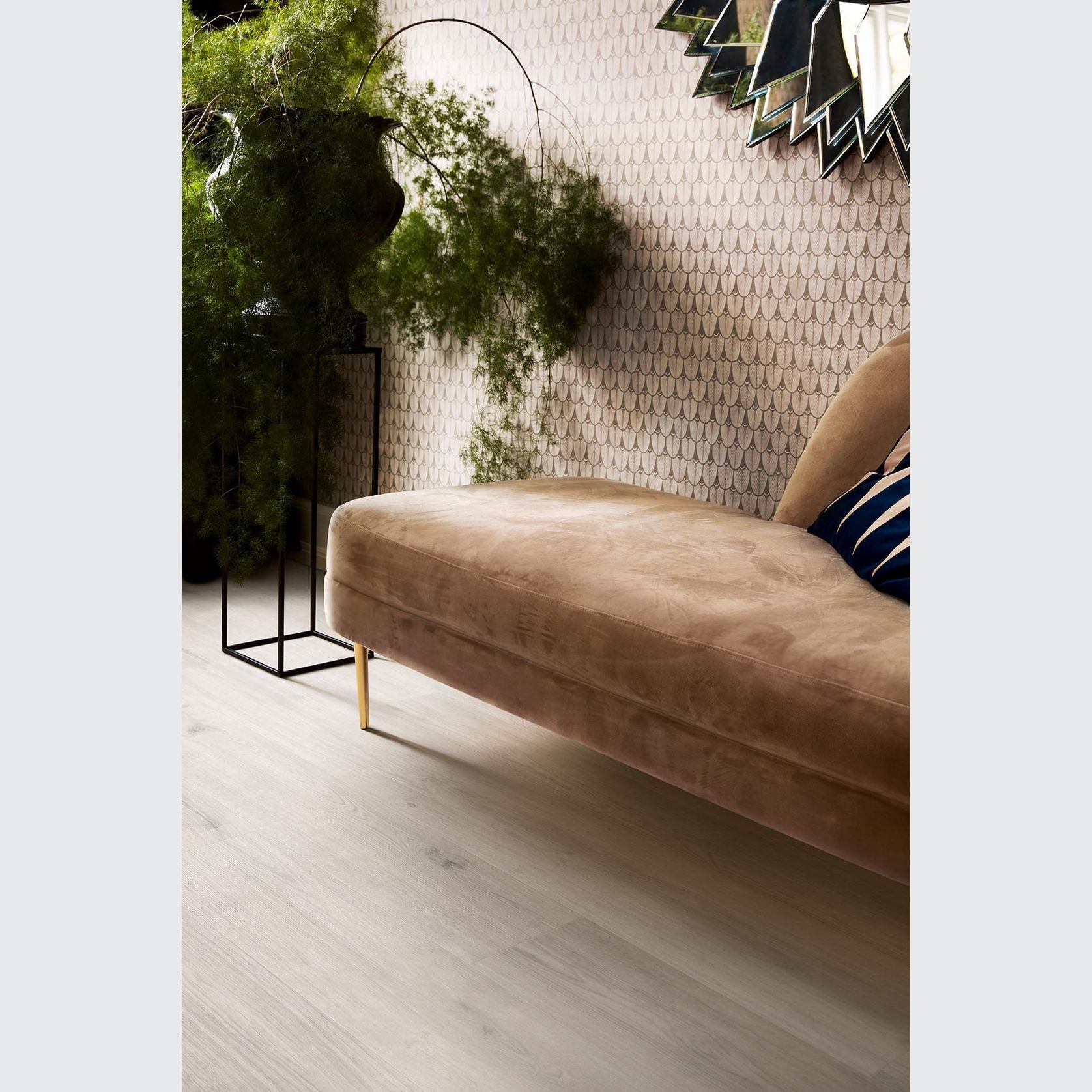 Pergo Glomma Pro White Scottish Oak Vinyl Flooring gallery detail image
