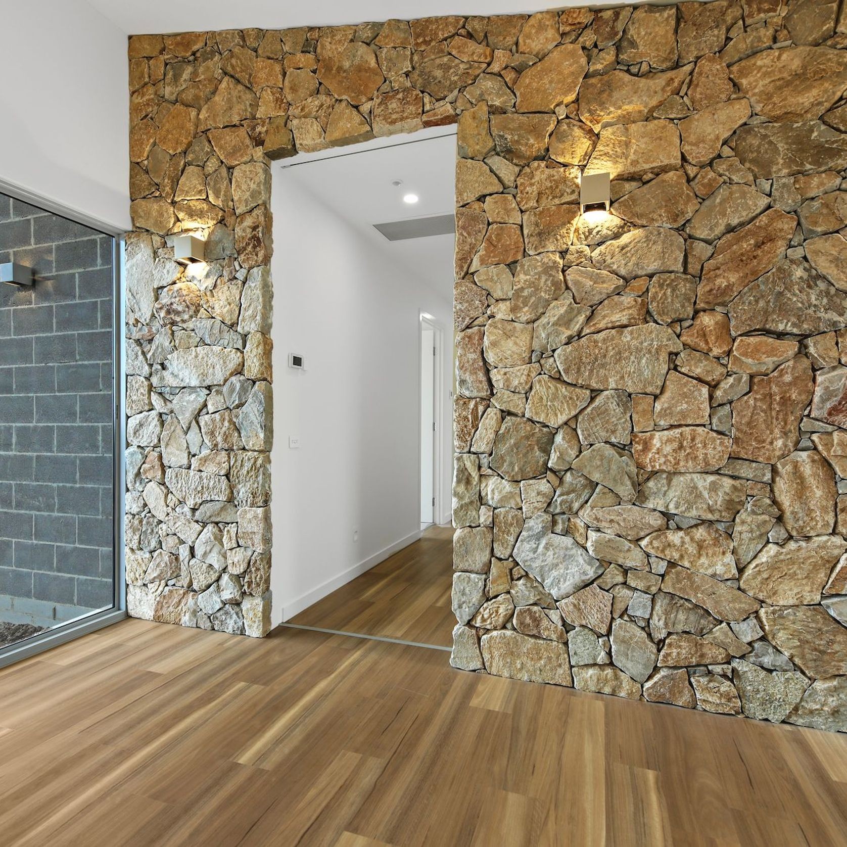 Loose Random Helvia Wall Cladding gallery detail image