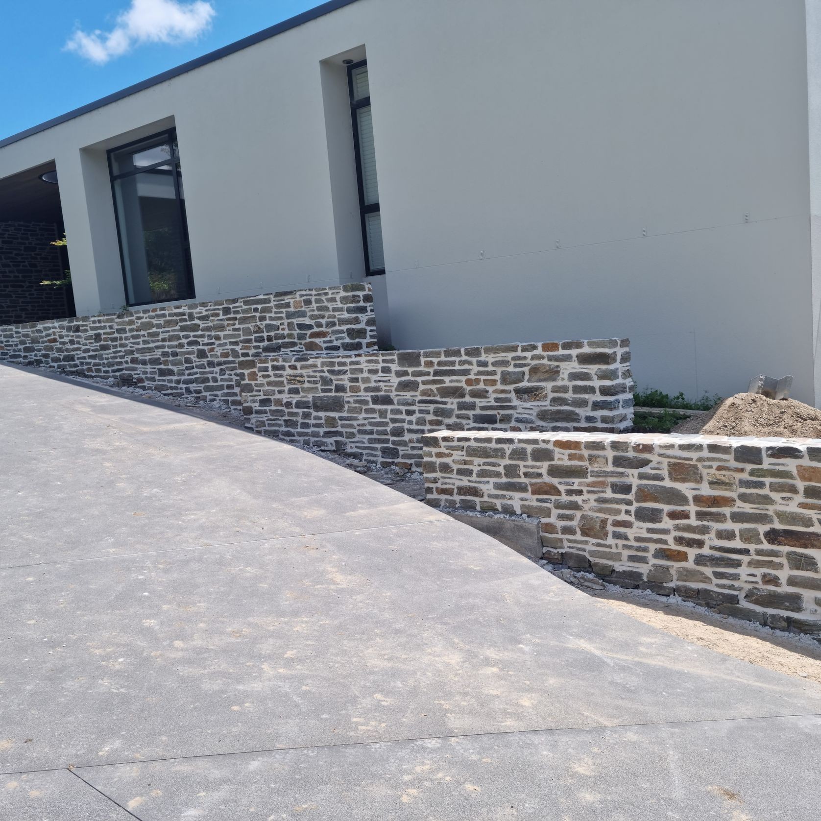 Landscape & Entrance Walls gallery detail image