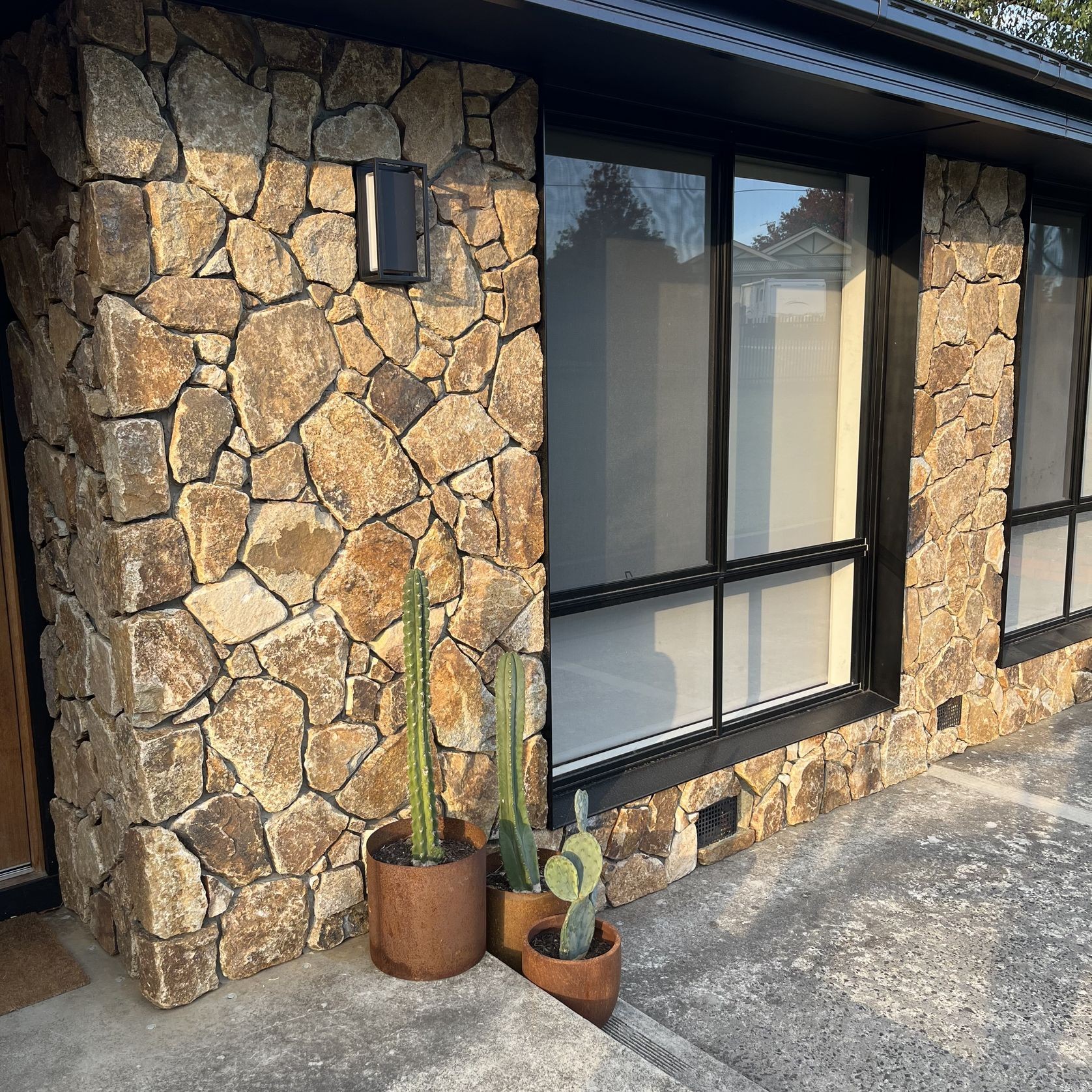 Loose Random Macedon Wall Cladding gallery detail image