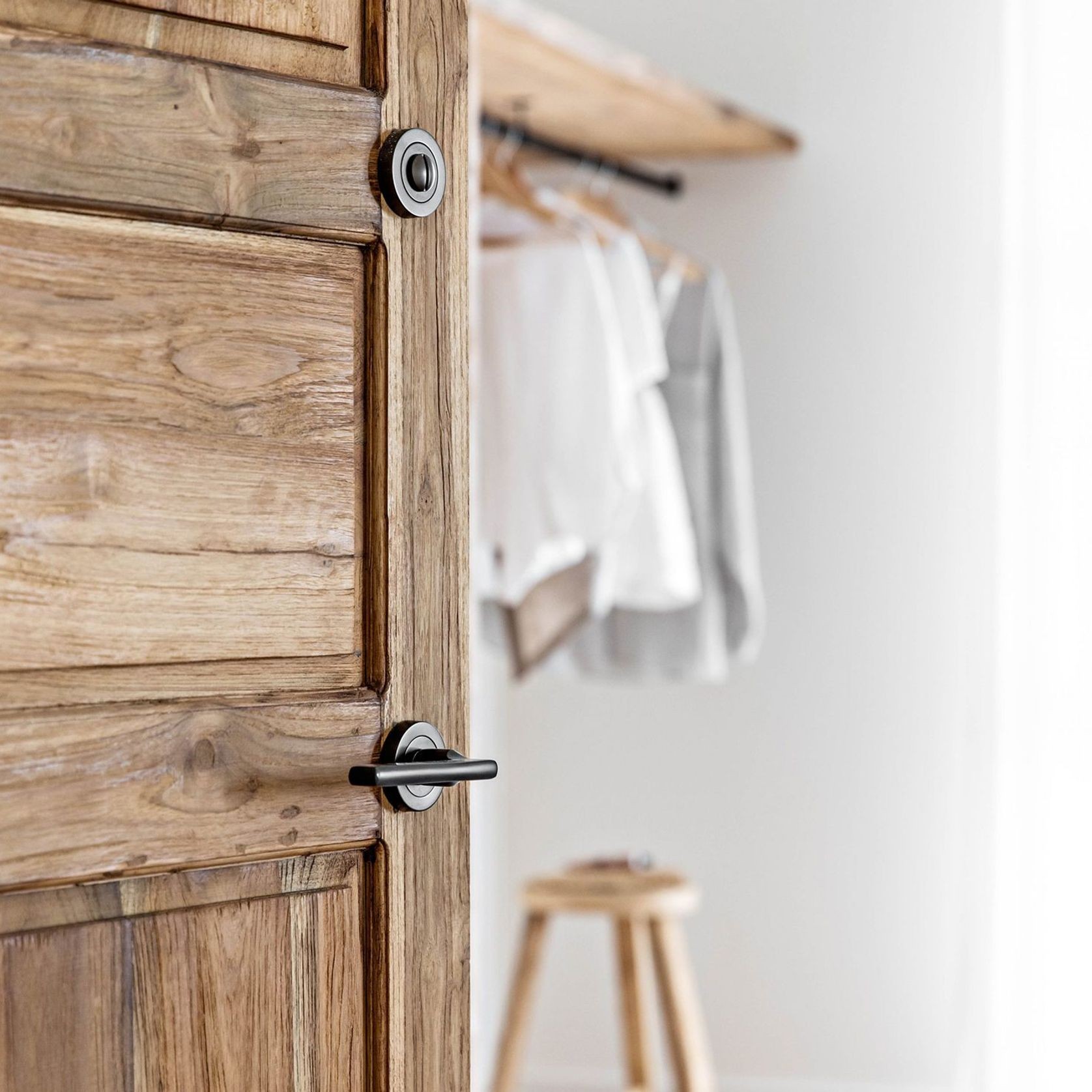 Iver Berlin Round Privacy Turn gallery detail image