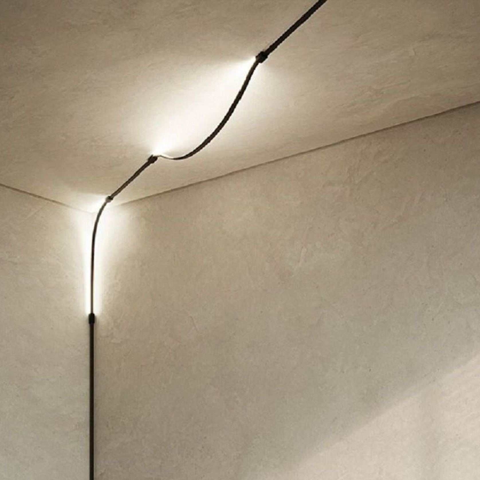 Bow Configurable Lamp gallery detail image