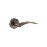Iver Oxford Door Lever Handle on Round Rose gallery detail image