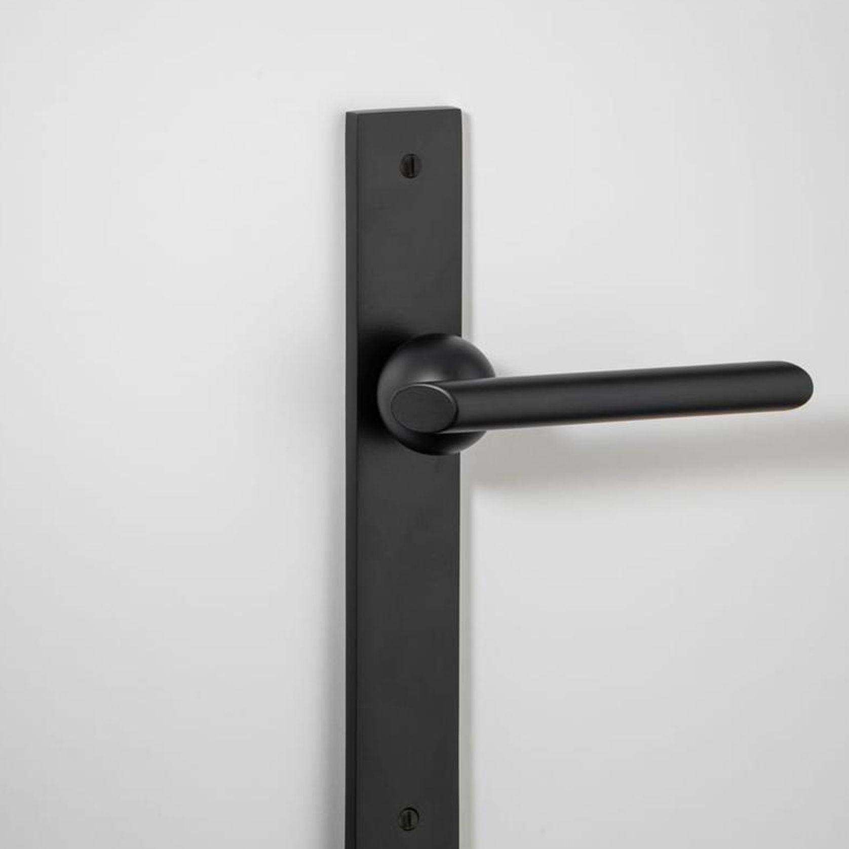 Futurismo Lever - Rectangular Backplate gallery detail image