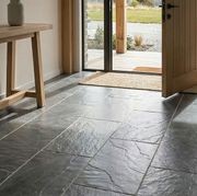 Chateaux Sea Grey Limestone Collection | Stone gallery detail image