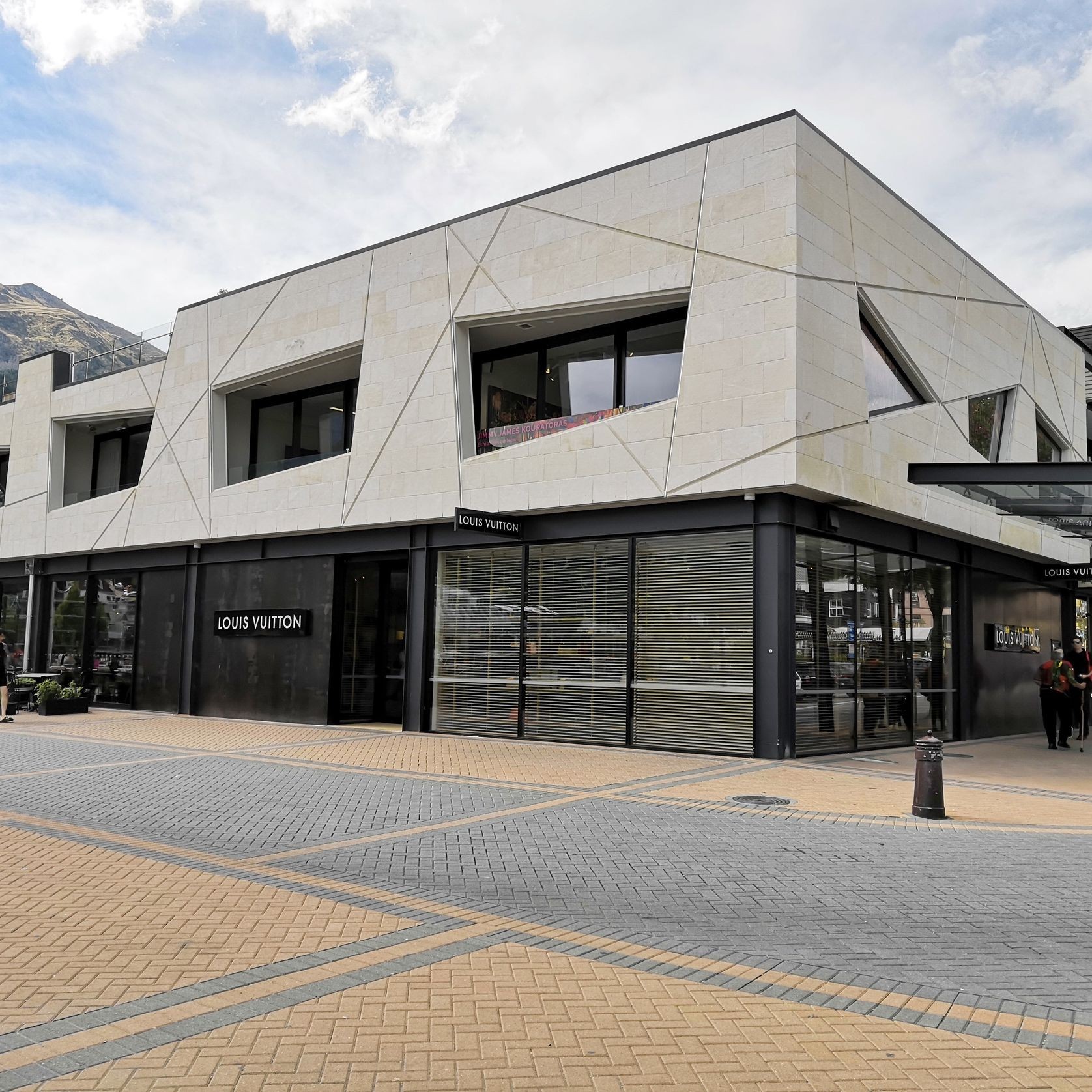 Sawn Faced Veneer / Cladding gallery detail image