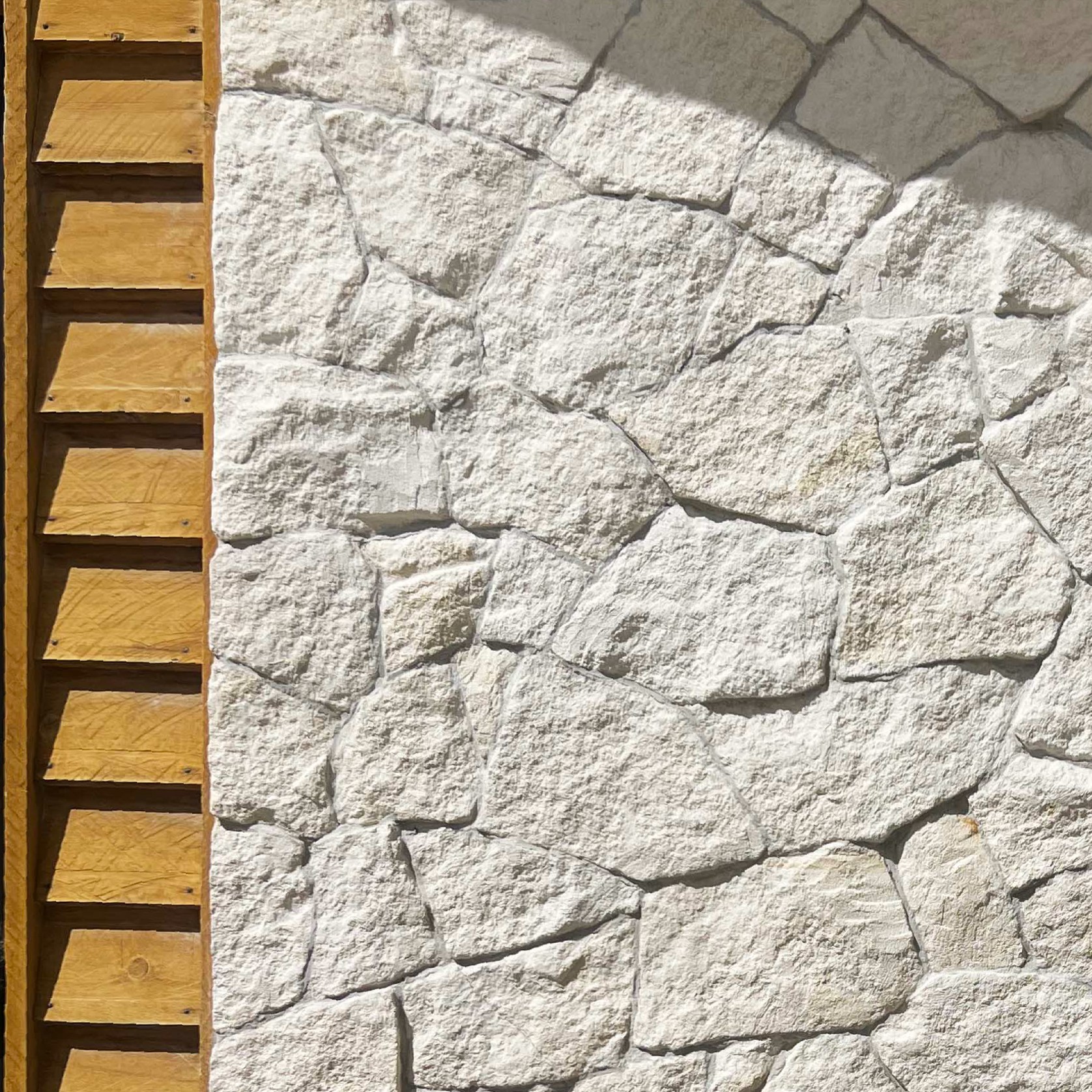 Lightweight Dry Stack Stone gallery detail image