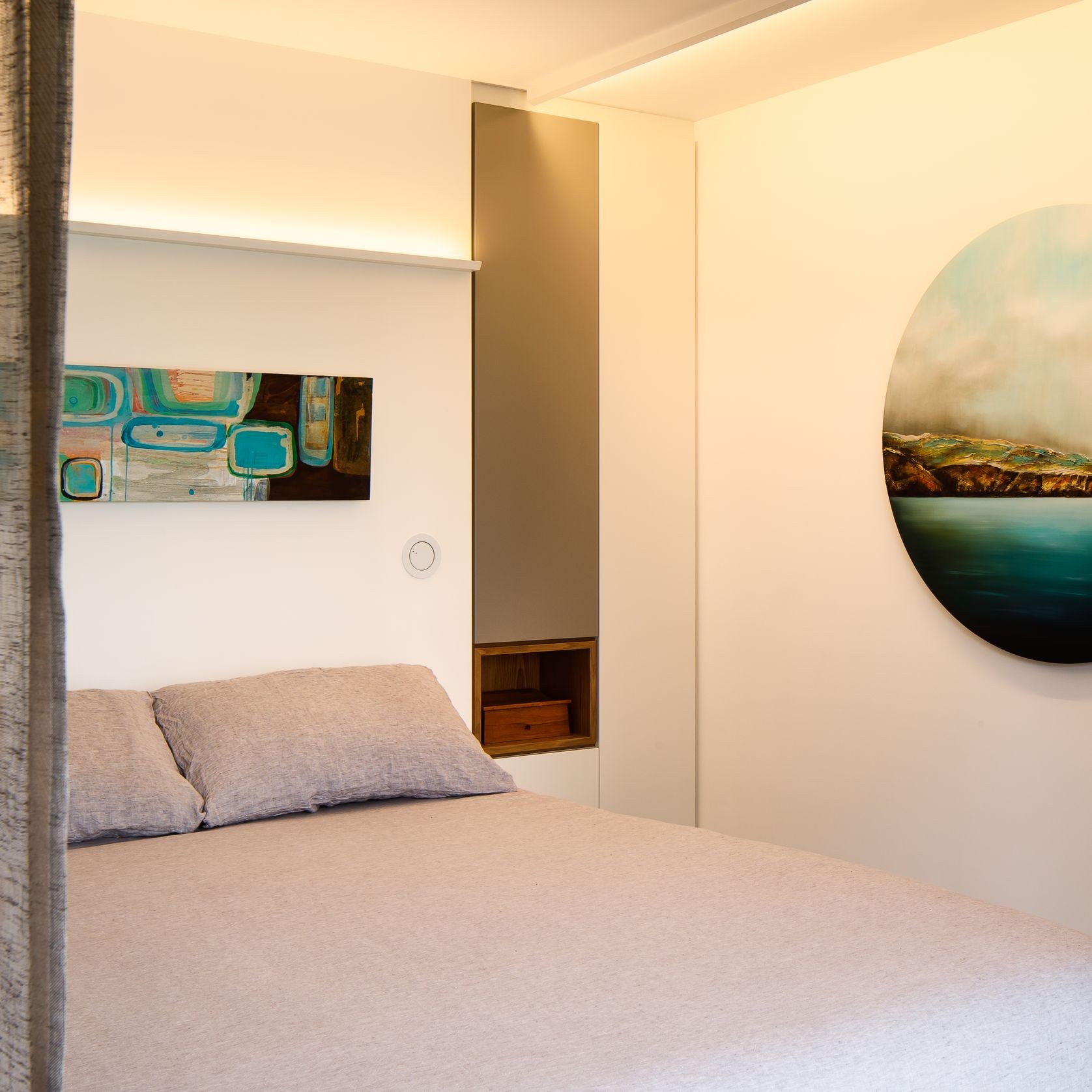 Dado Dave 20 Linear LED Light gallery detail image