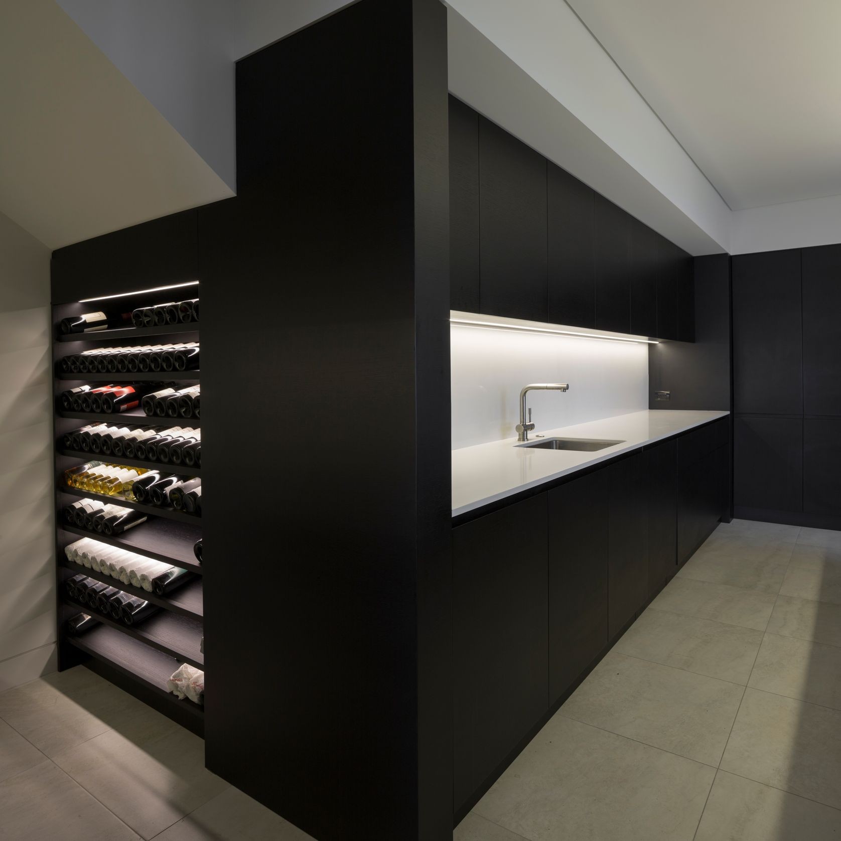 Downhill Dan 14 Linear LED Light gallery detail image