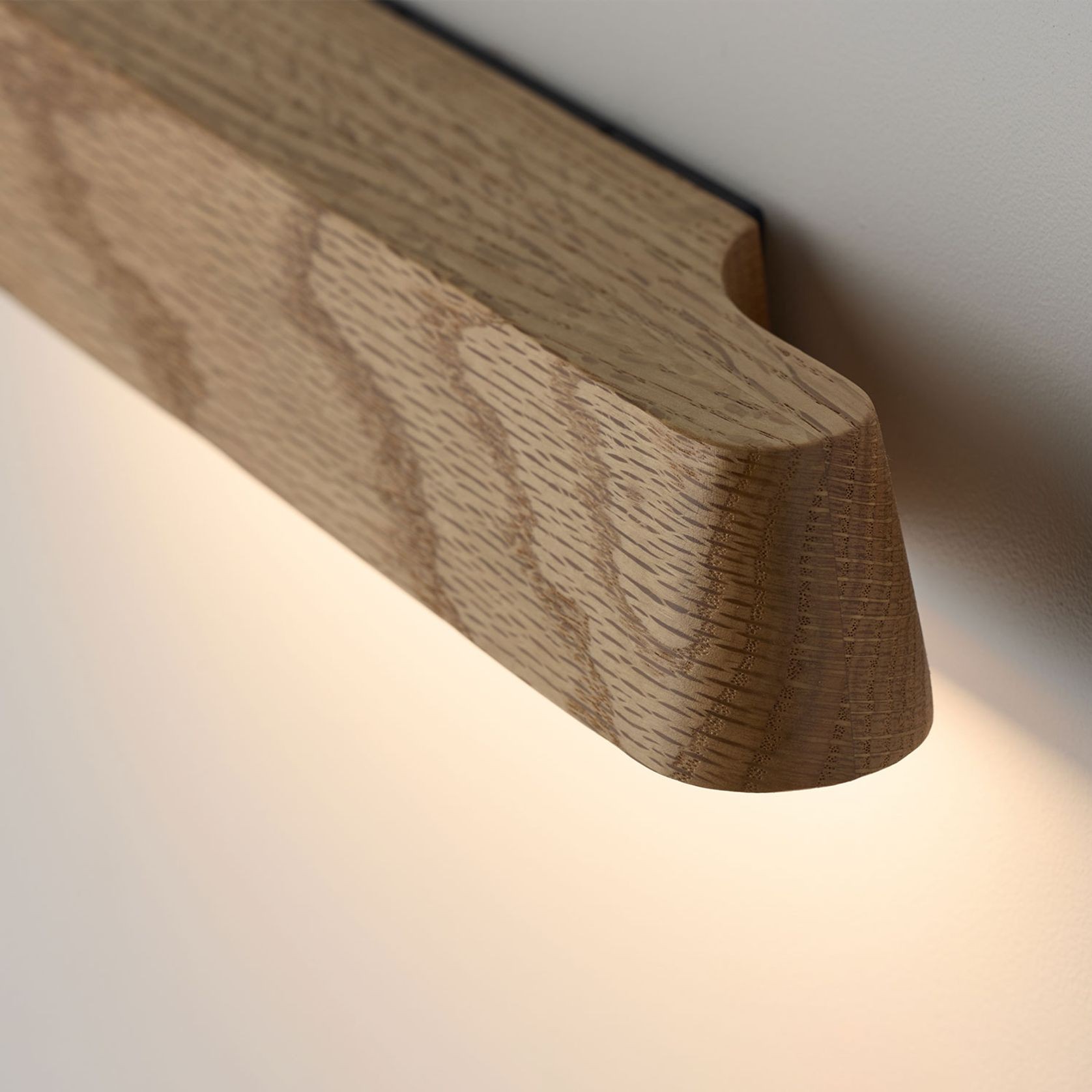 Tenn Sconce | American Oak gallery detail image