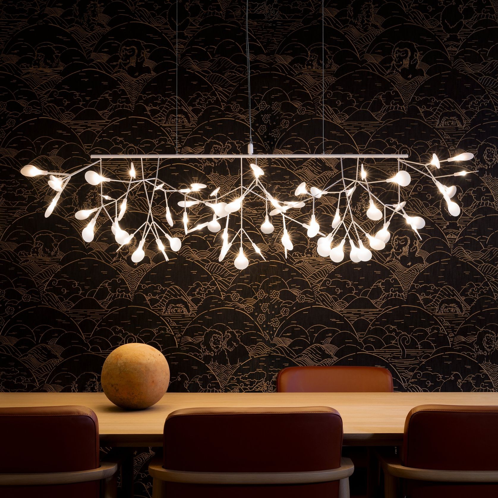 Heracleum III Linear Suspension Lamp gallery detail image