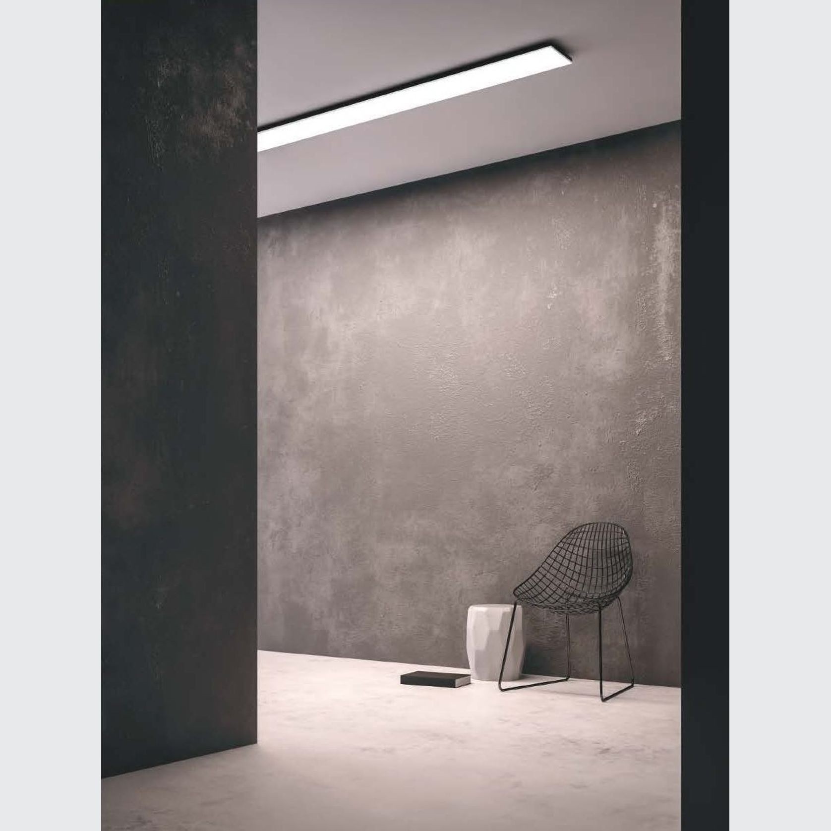 Folio Line Surface Light gallery detail image
