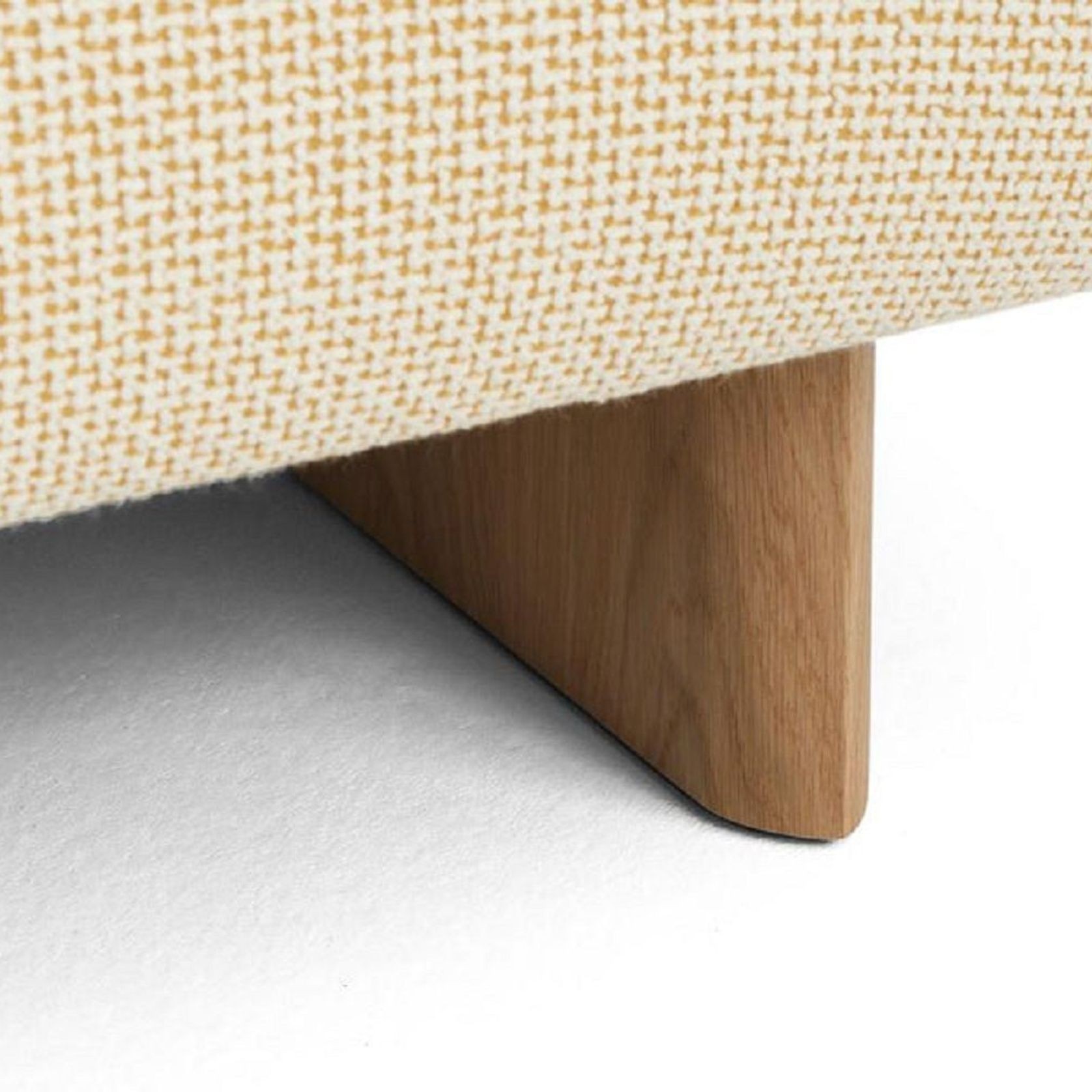 Quilton Lift 2 Seater gallery detail image