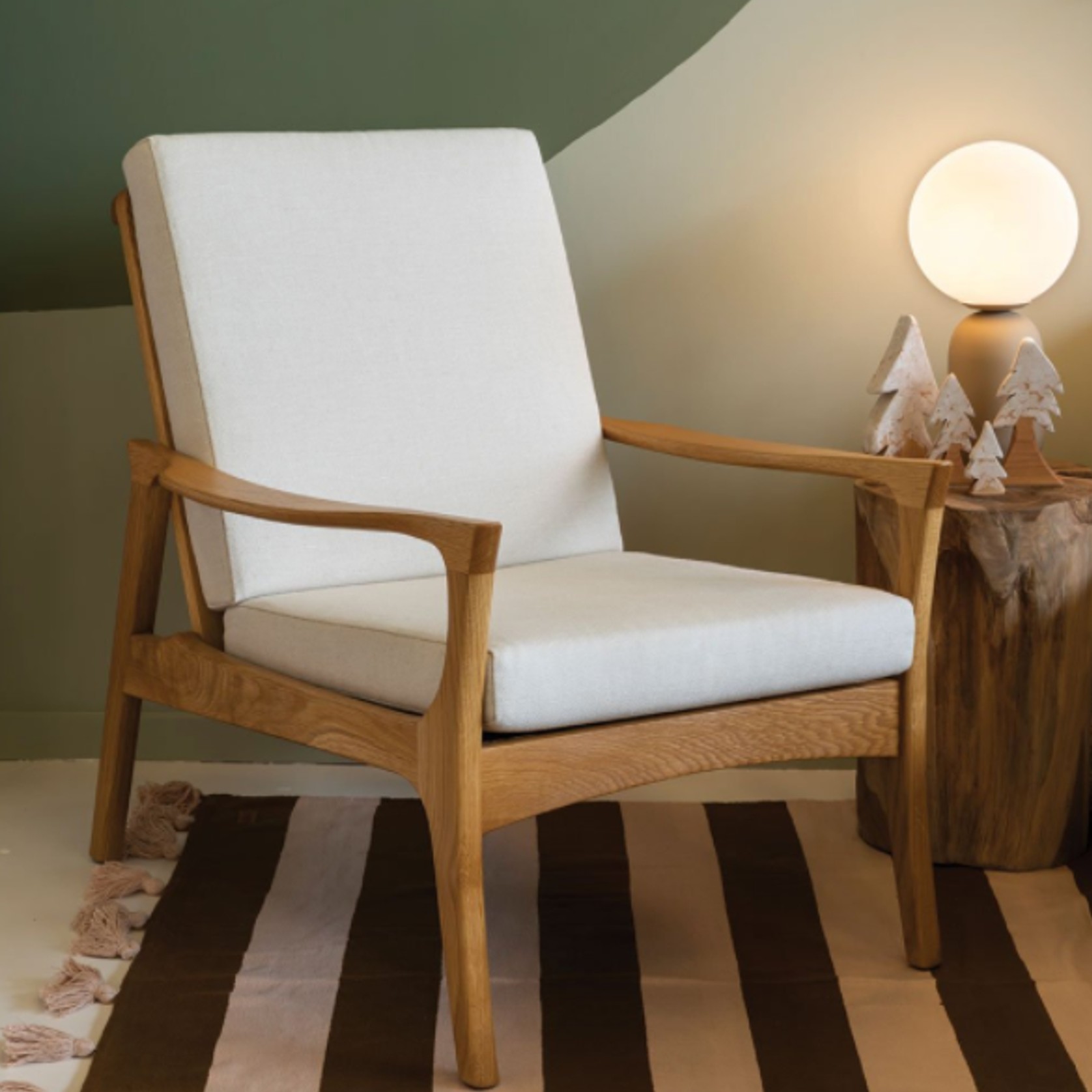 Retro Scandinavian Chair gallery detail image