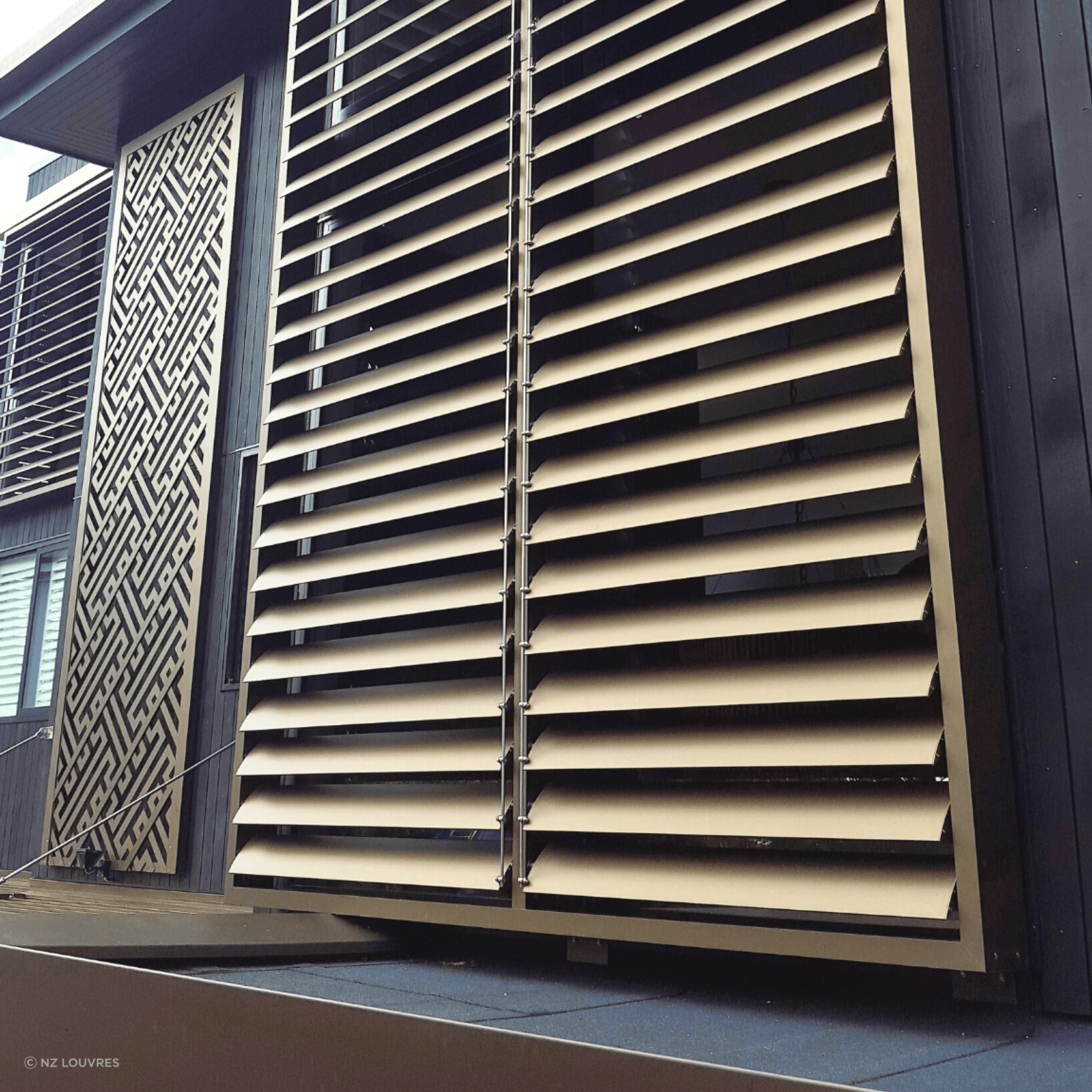 Window Louvres gallery detail image